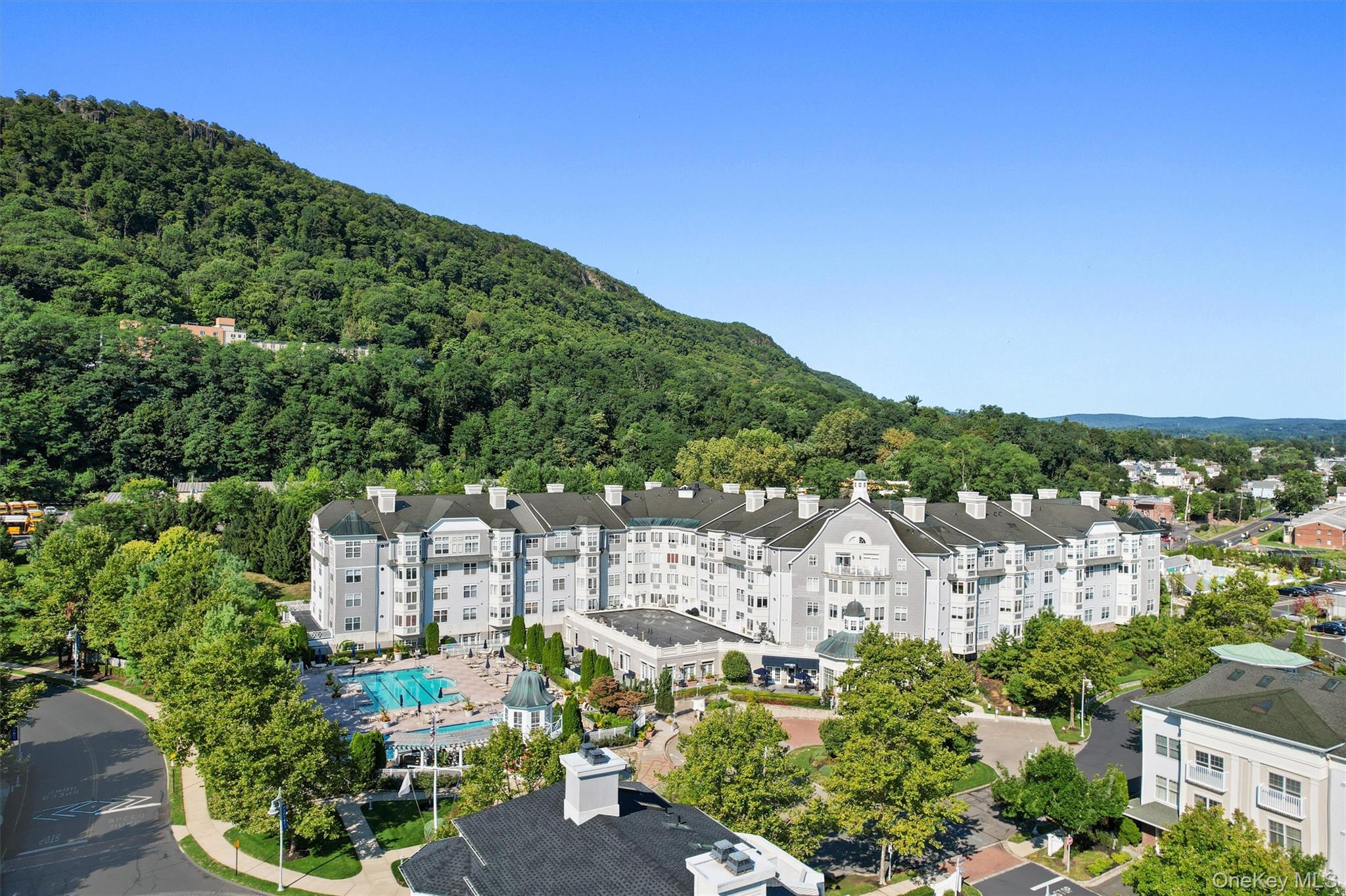 #2 photo, 1207 Round Pointe Drive, Haverstraw , NY 10927