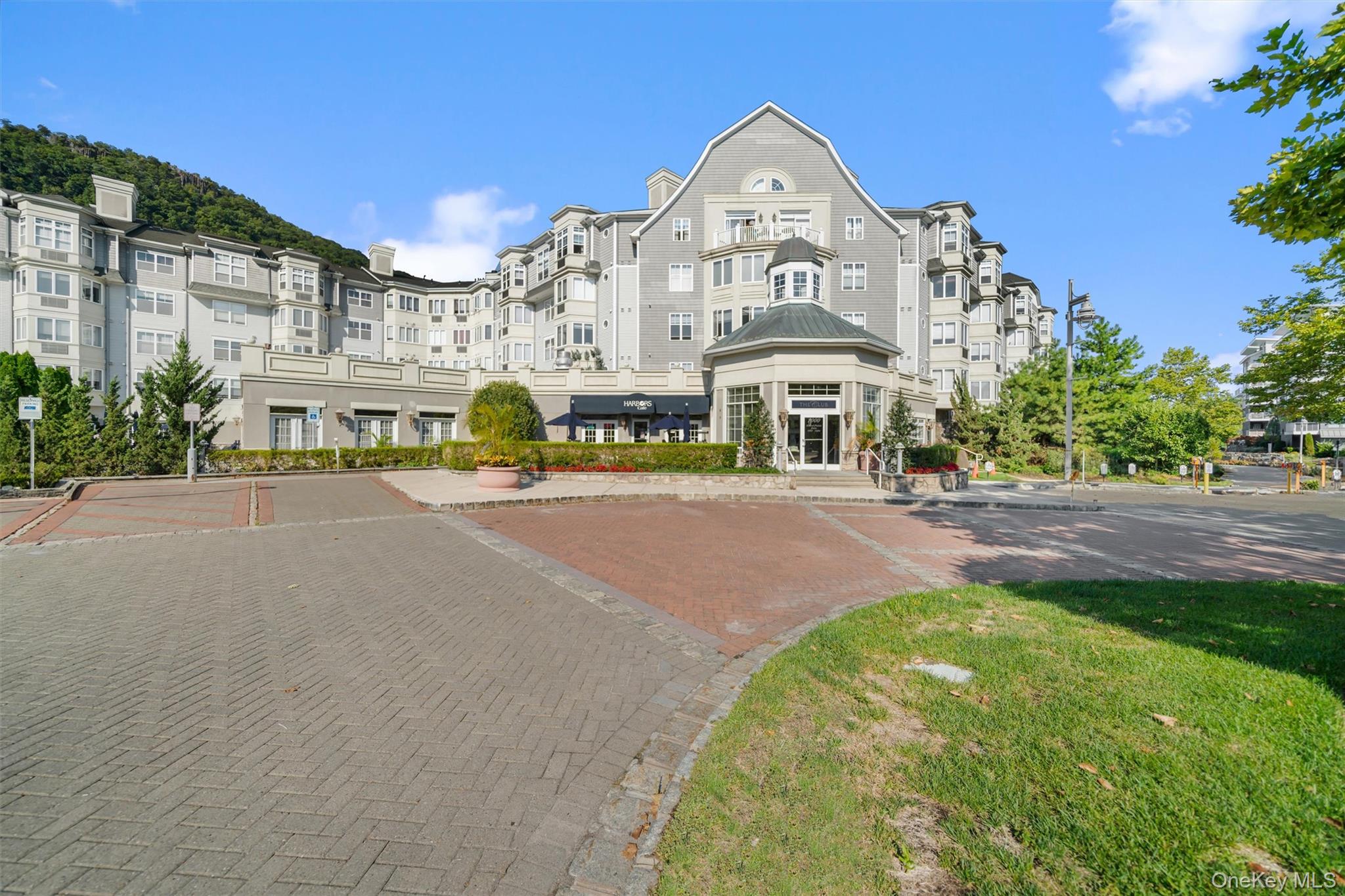 #3 photo, 1207 Round Pointe Drive, Haverstraw , NY 10927