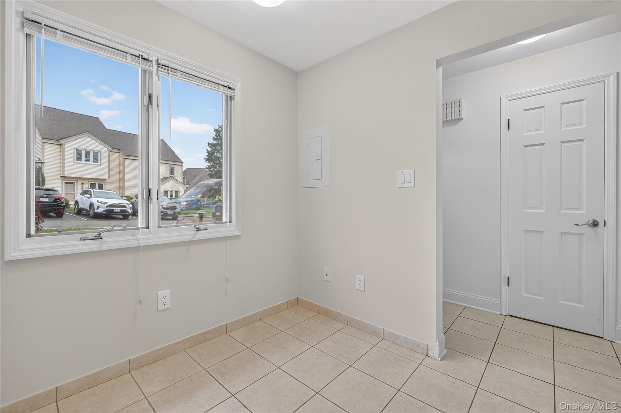 #6 photo, 204 Stoneway Lane, Peekskill , NY 10566