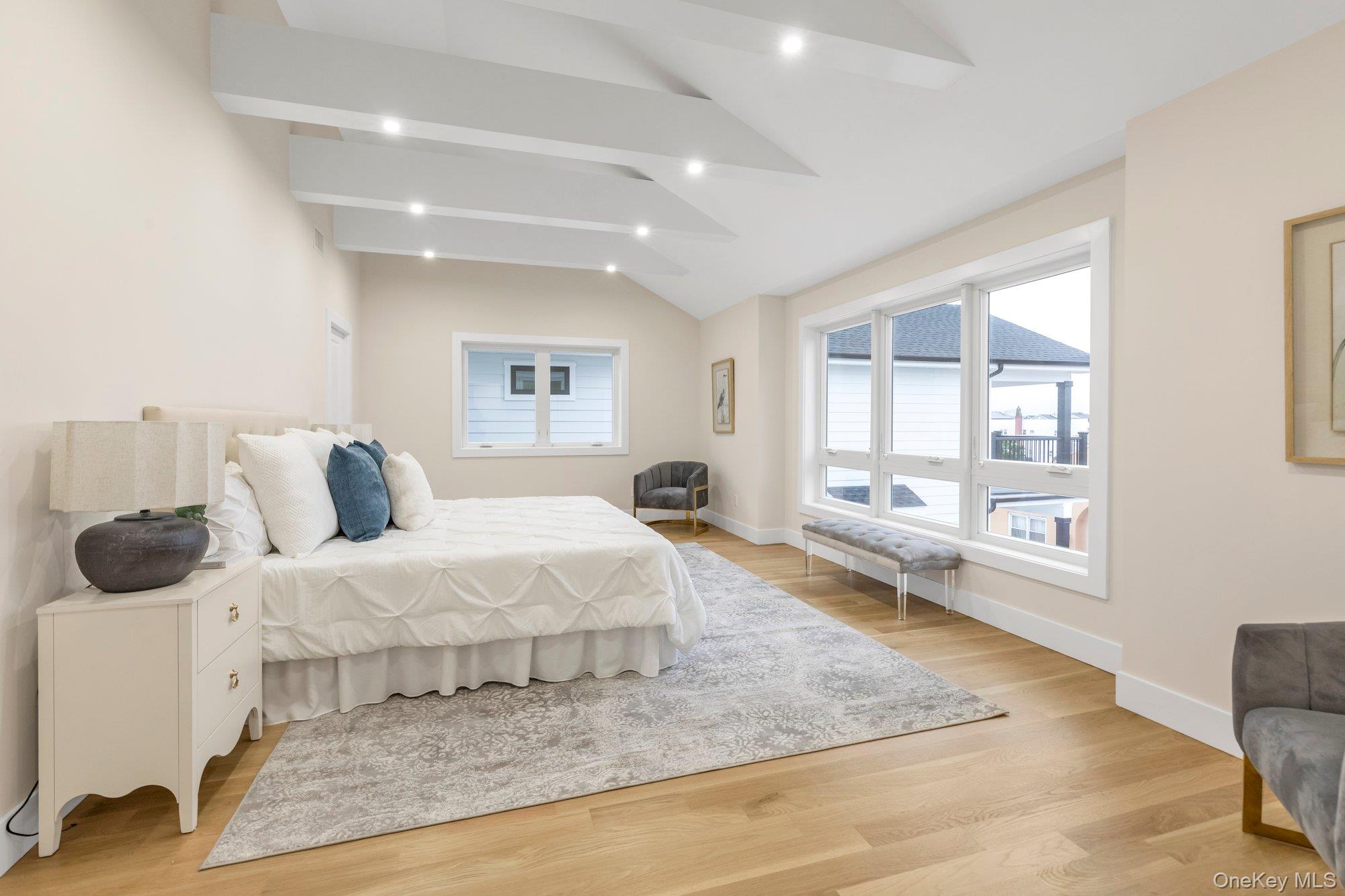 #15 photo, 68 Michigan Street, ナッソー郡 Long Beach , NY 11561