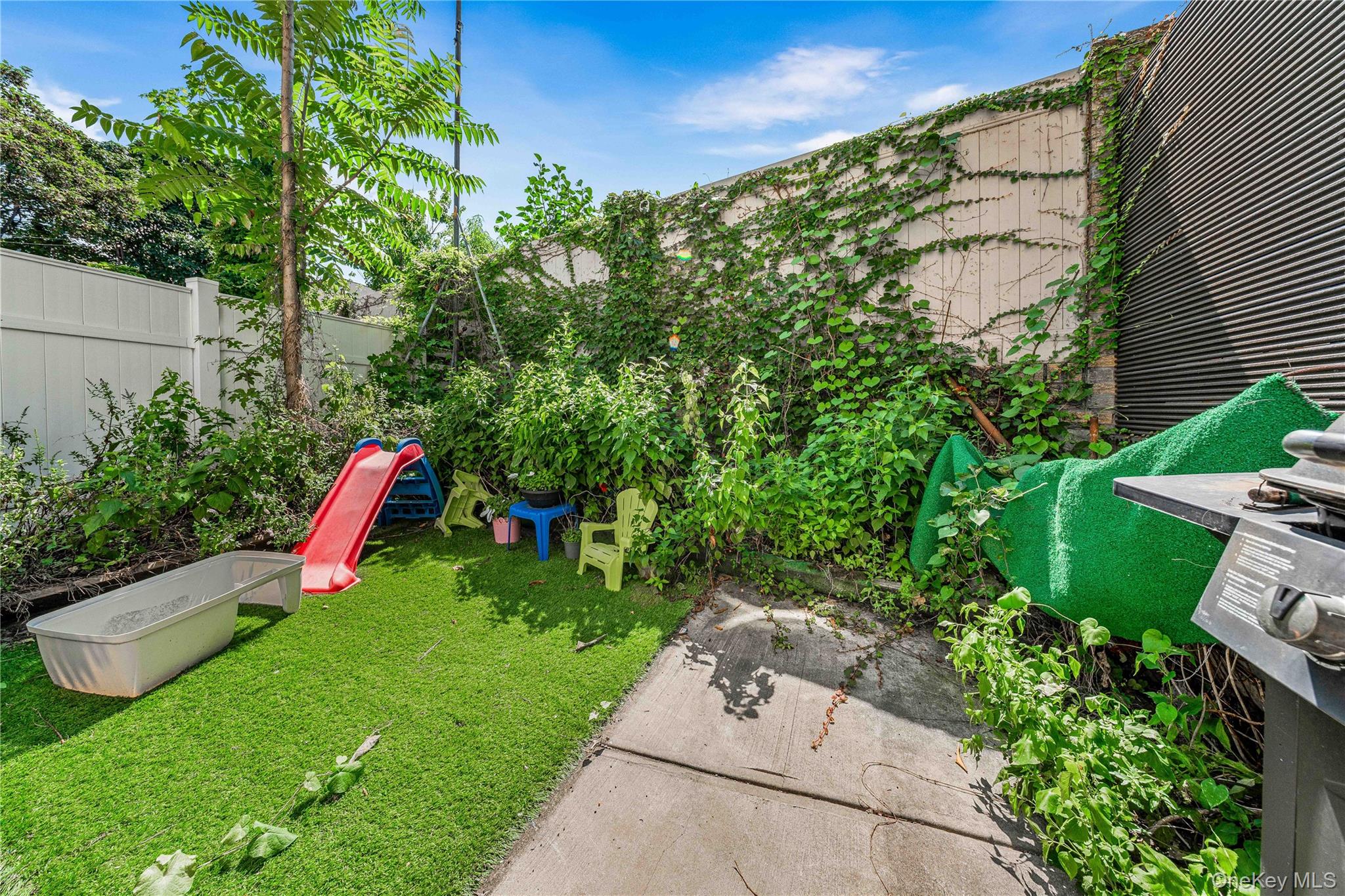 #3 photo, 30-77 42nd Street, クイーンズ区 Astoria , NY 11103