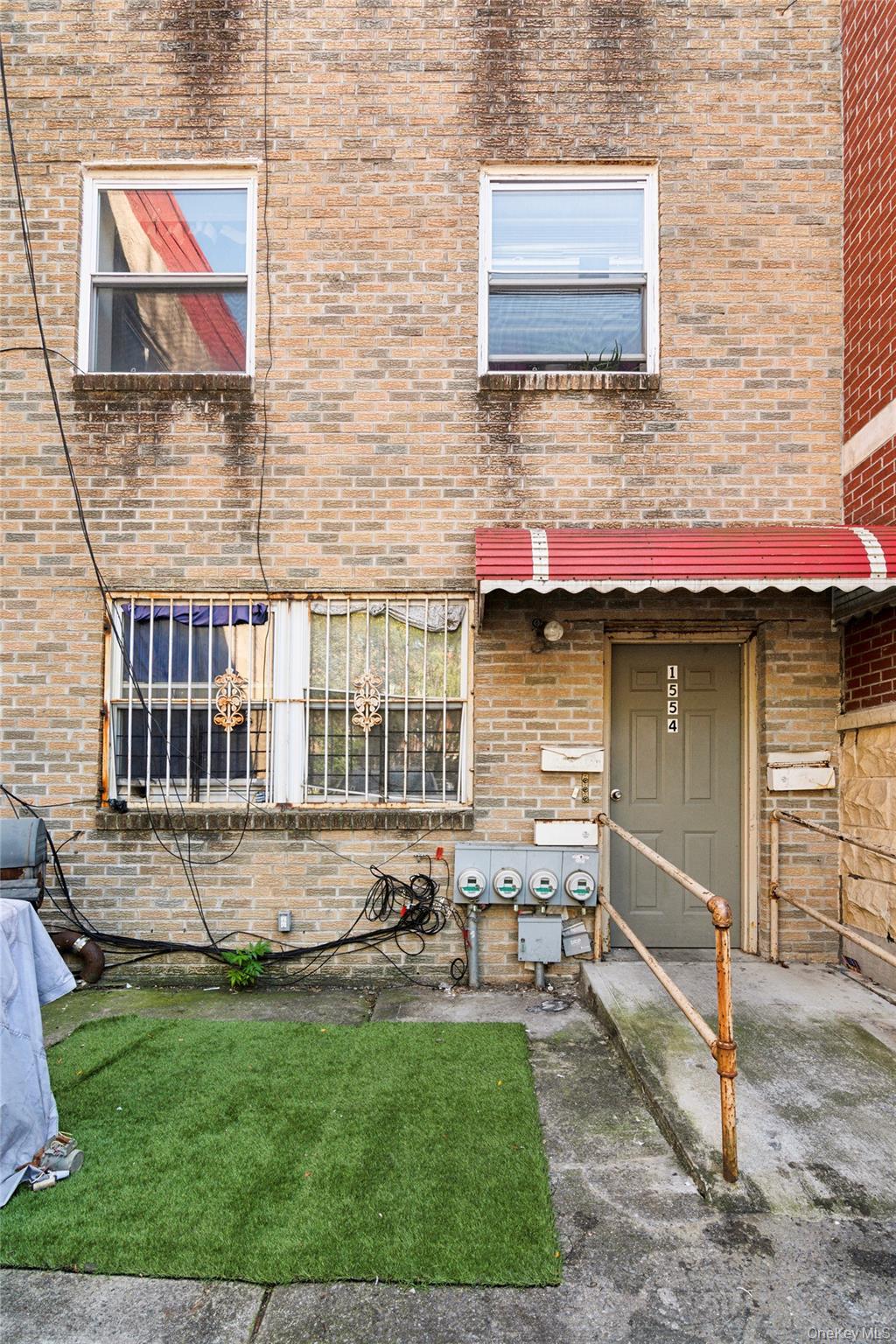 #3 photo, 1554 Saint Marks Avenue, ブルックリン区 Brooklyn , NY 11233