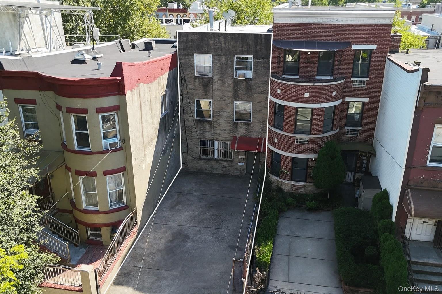 #7 photo, 1554 Saint Marks Avenue, ブルックリン区 Brooklyn , NY 11233