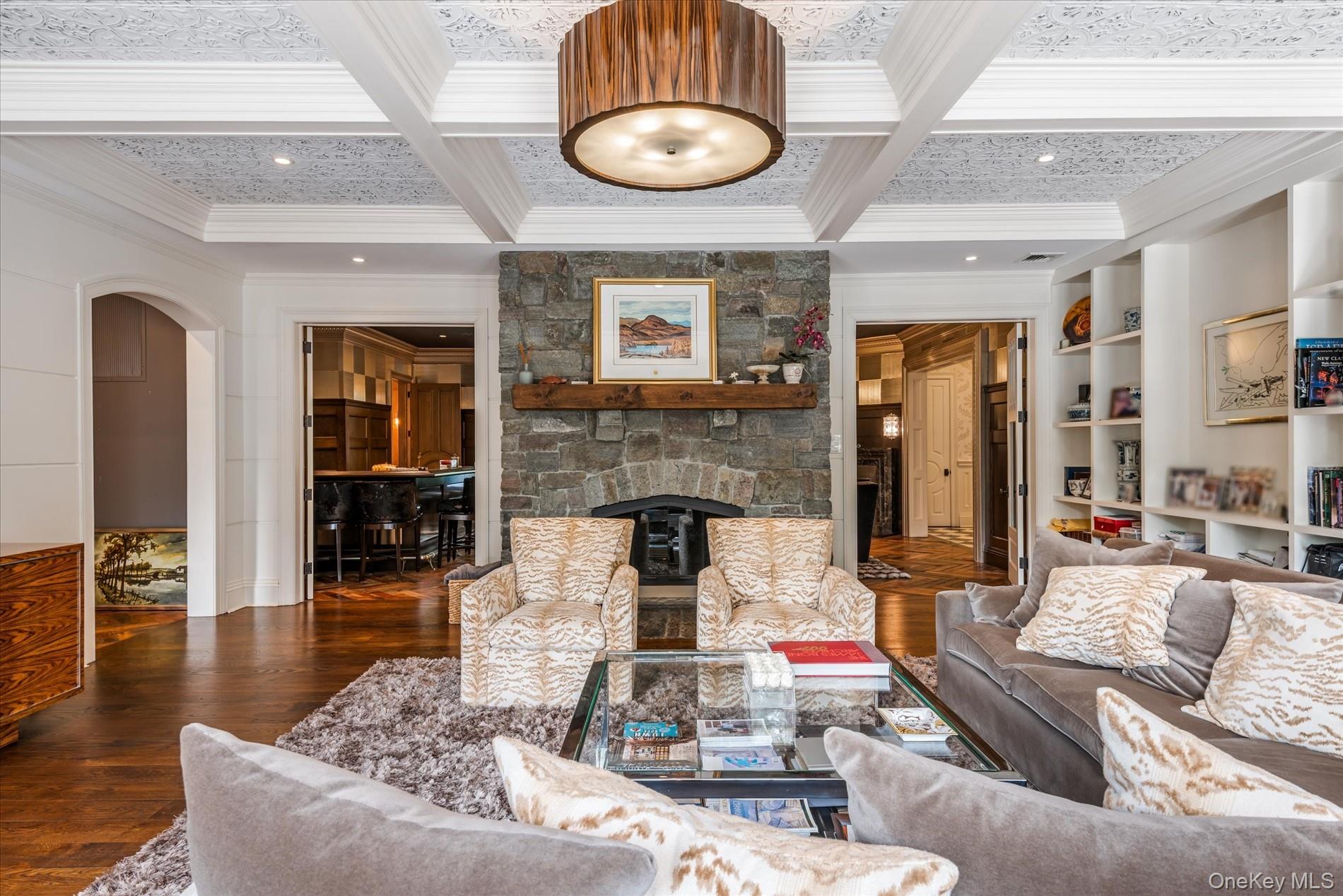 #9 photo, 32 Old Mill Road, Great Neck , NY 11023