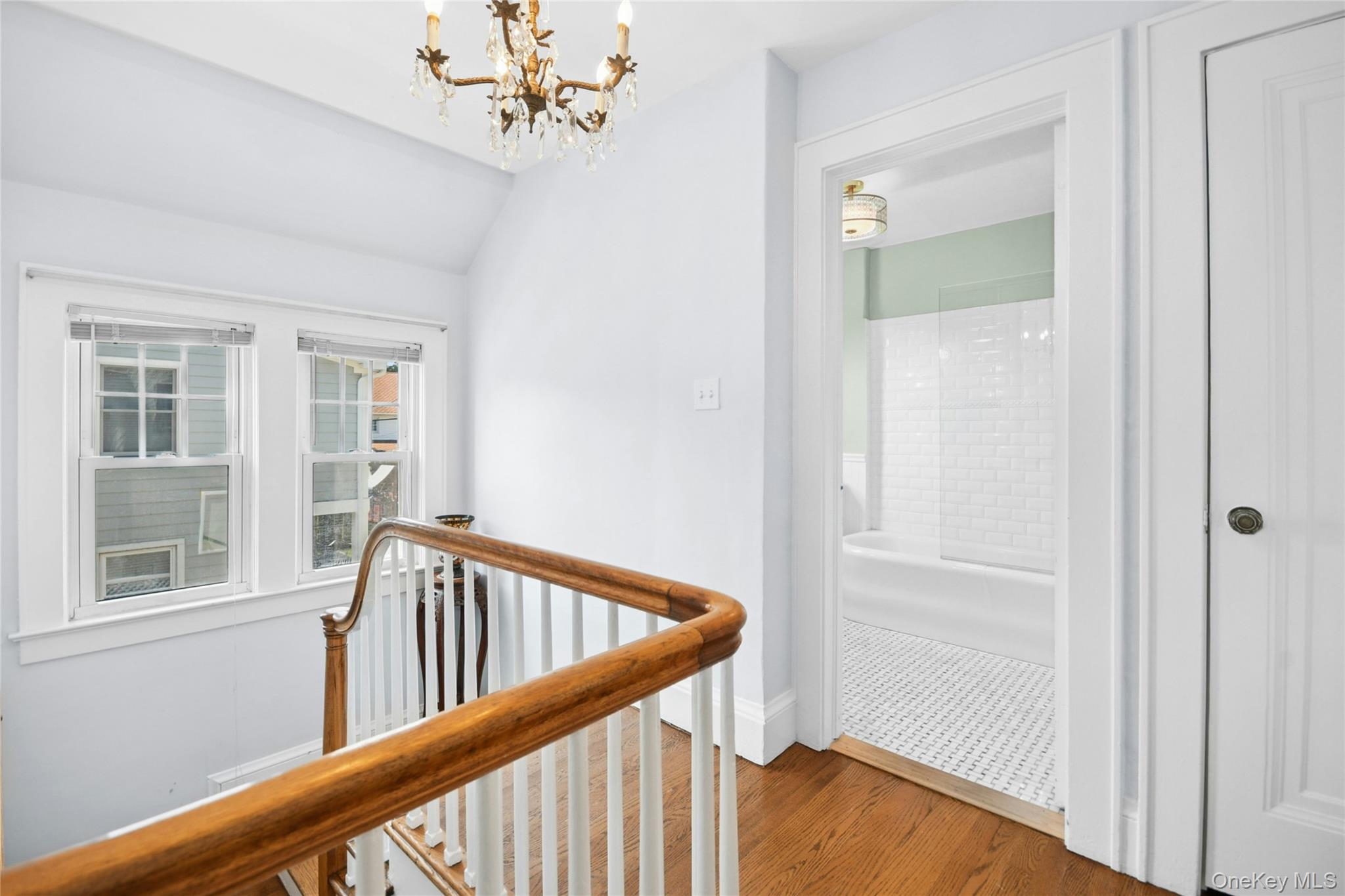 #12 photo, 57 Hollywood Court, Rockville Centre , NY 11570