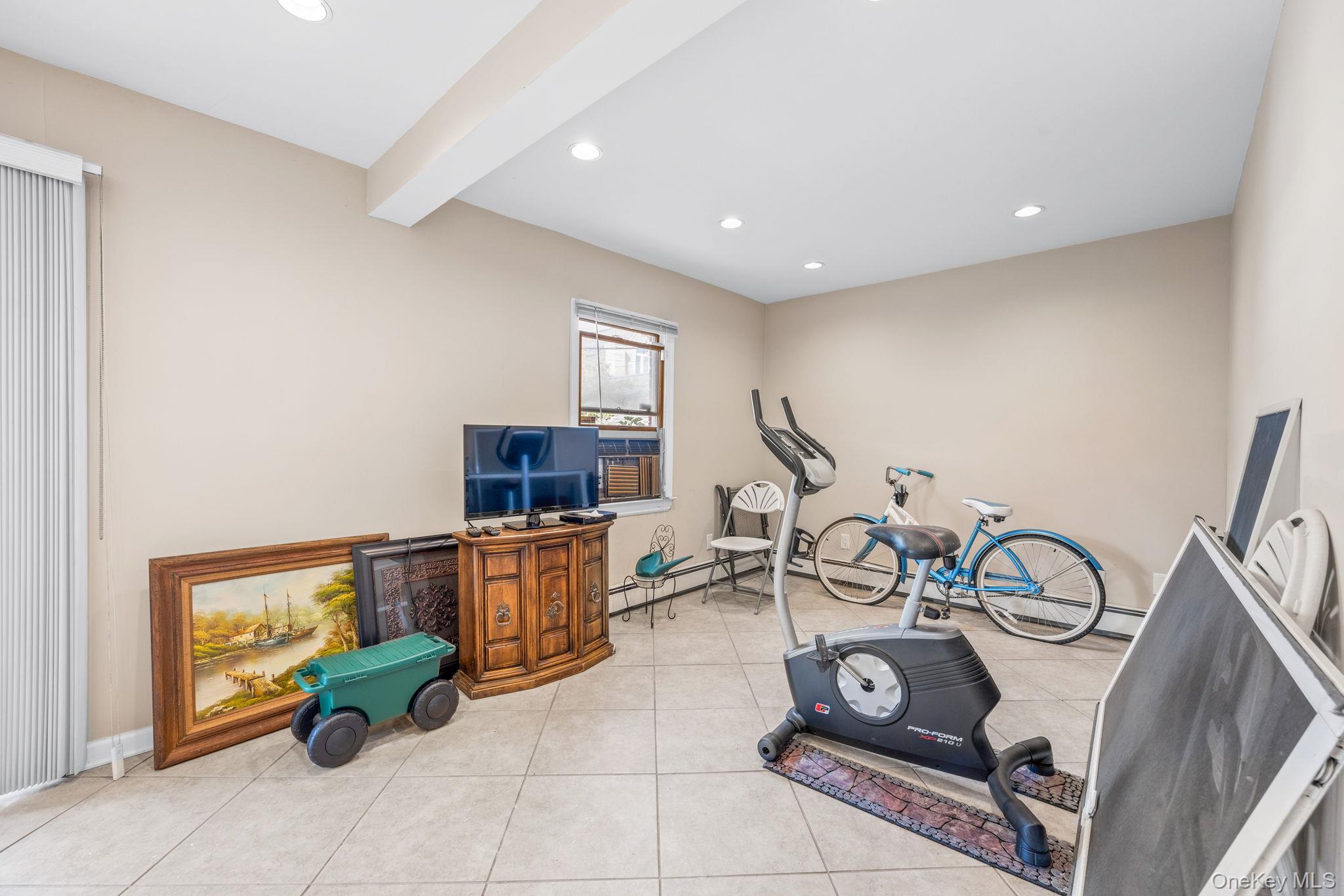 #8 photo, 163-30 91st Street, Howard Beach , NY 11414