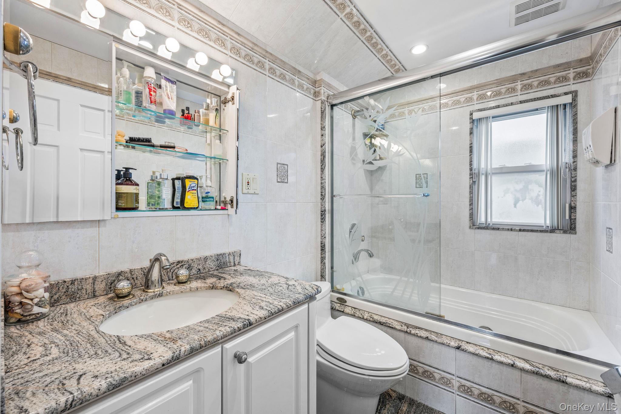 #9 photo, 163-30 91st Street, Howard Beach , NY 11414