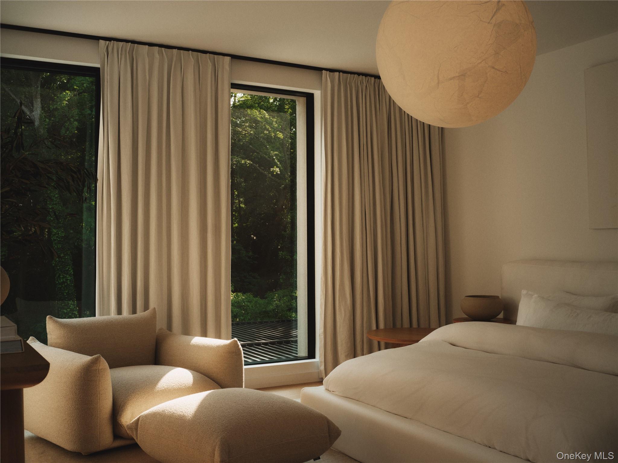 #10 photo, 96 Godfrey Lane, Huntington , NY 11743