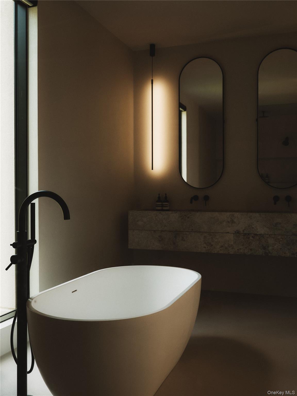 #14 photo, 96 Godfrey Lane, Huntington , NY 11743