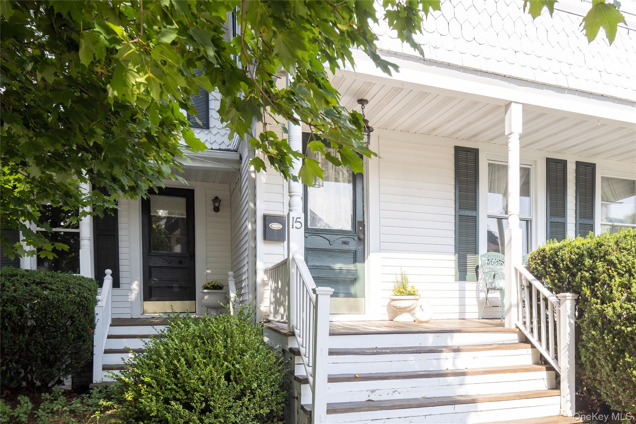 #2 photo, 15 Bayside Avenue, ナッソー郡 Oyster Bay , NY 11771