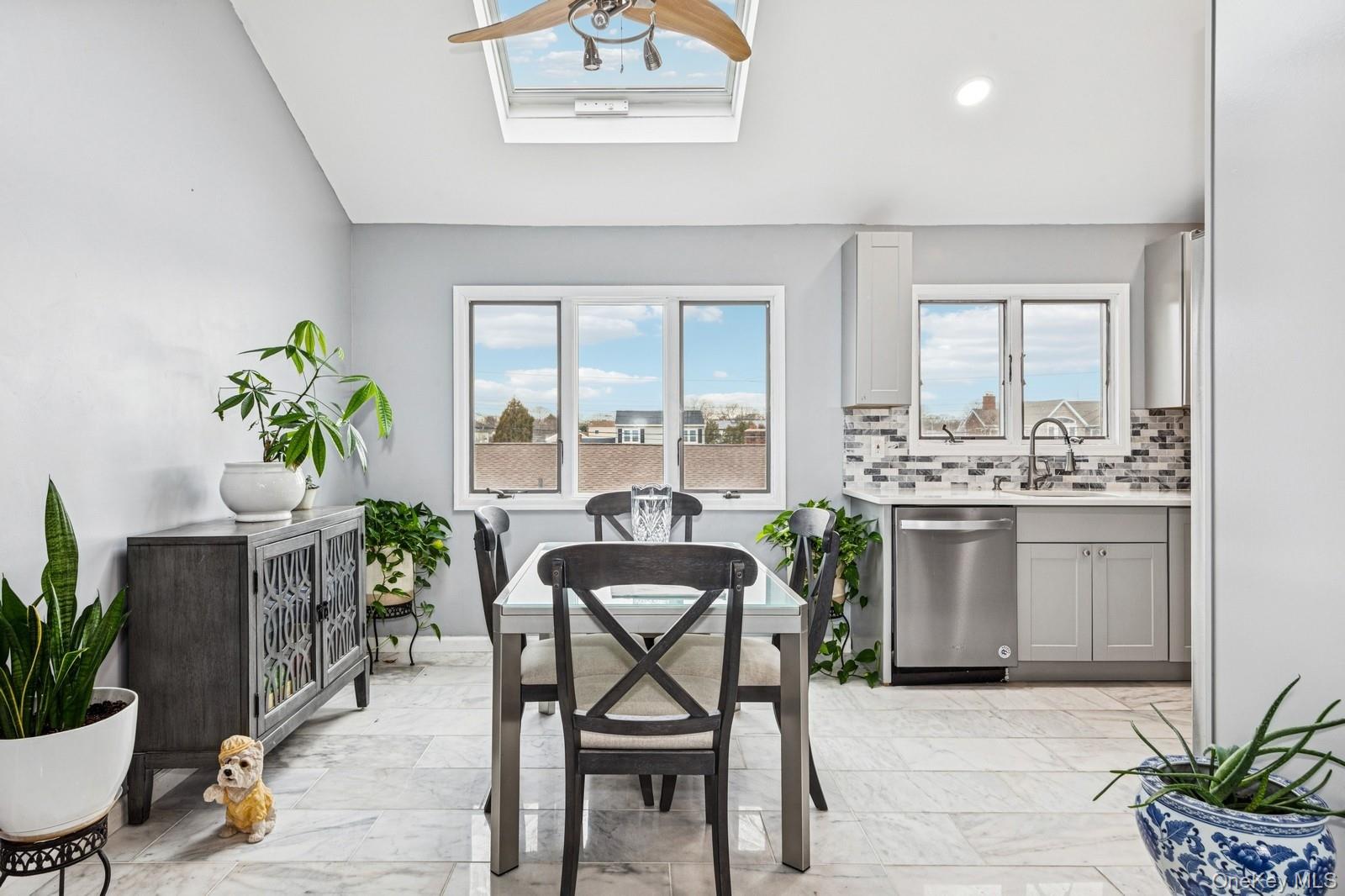 #14 photo, 204 Broadway, Massapequa Park , NY 11762