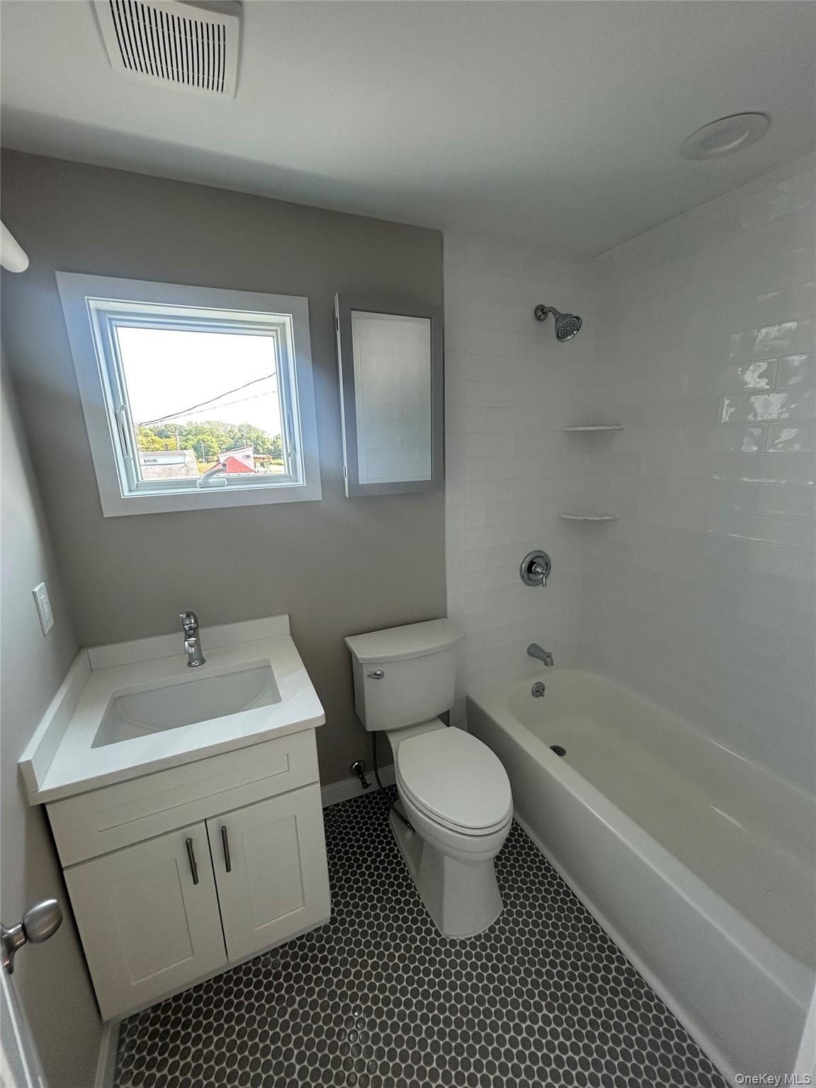 #13 photo, 20 Bayview Avenue, クイーンズ区 Howard Beach , NY 11414