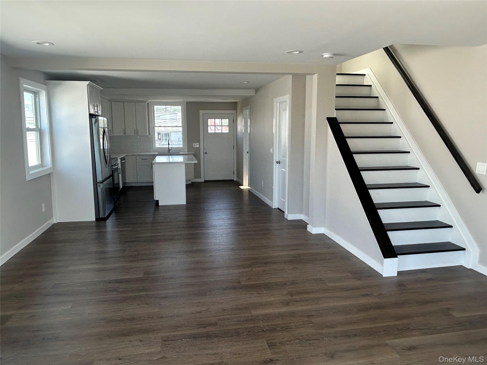 #6 photo, 20 Bayview Avenue, クイーンズ区 Howard Beach , NY 11414