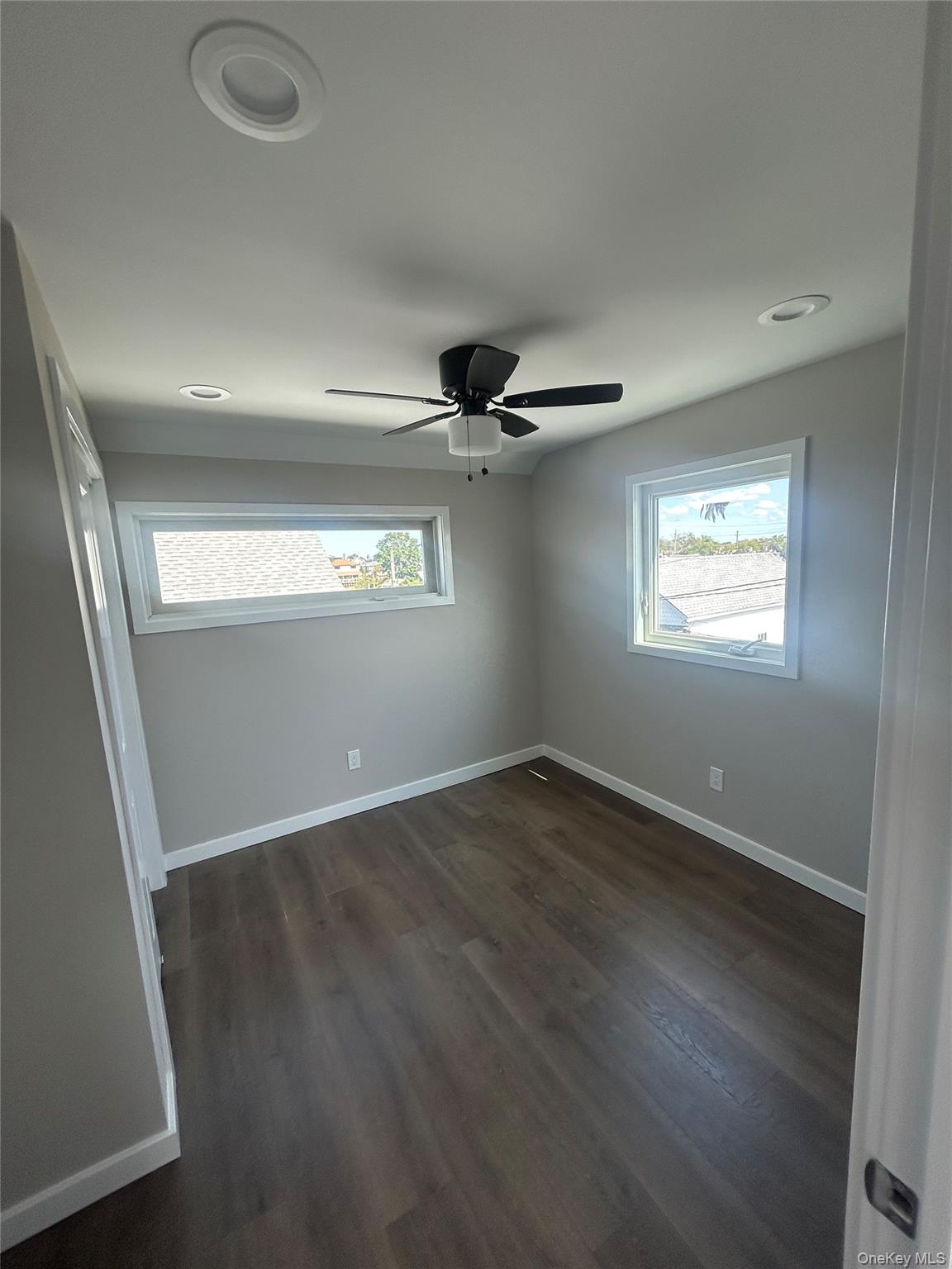 #8 photo, 20 Bayview Avenue, クイーンズ区 Howard Beach , NY 11414