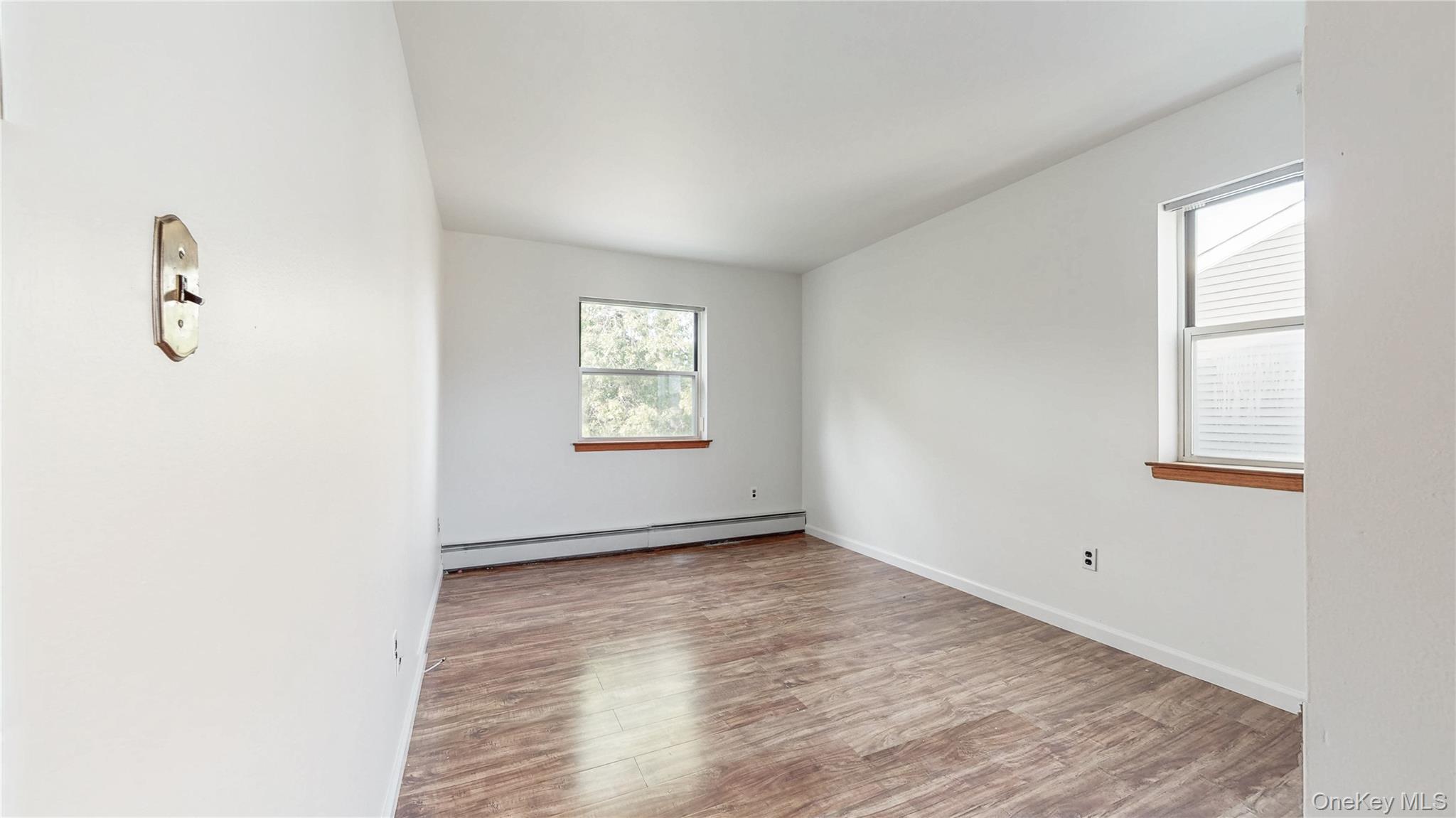 #11 photo, 3268 Jackson Avenue, Wantagh , NY 11793