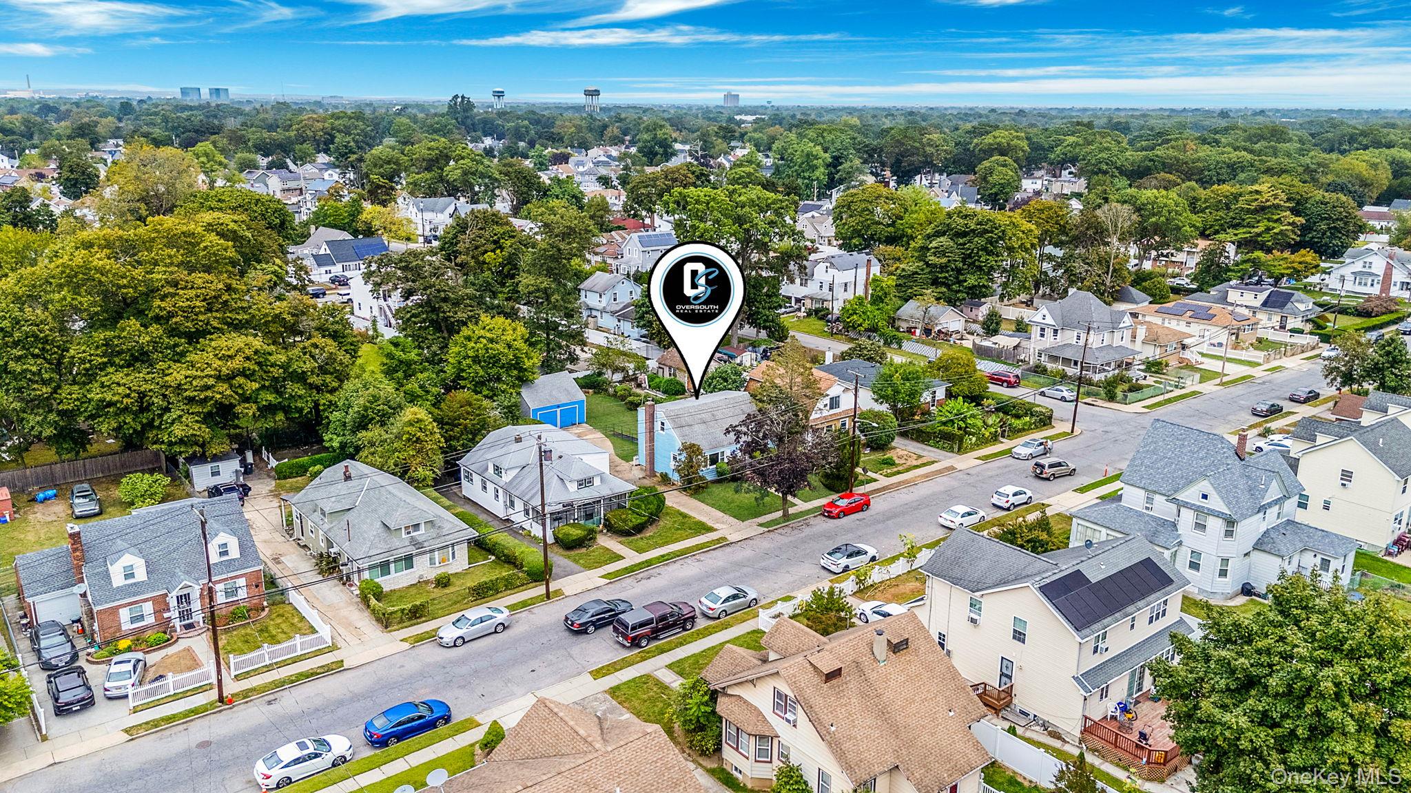 #11 photo, 89 E Clinton Avenue, 长岛 Roosevelt , NY 11575