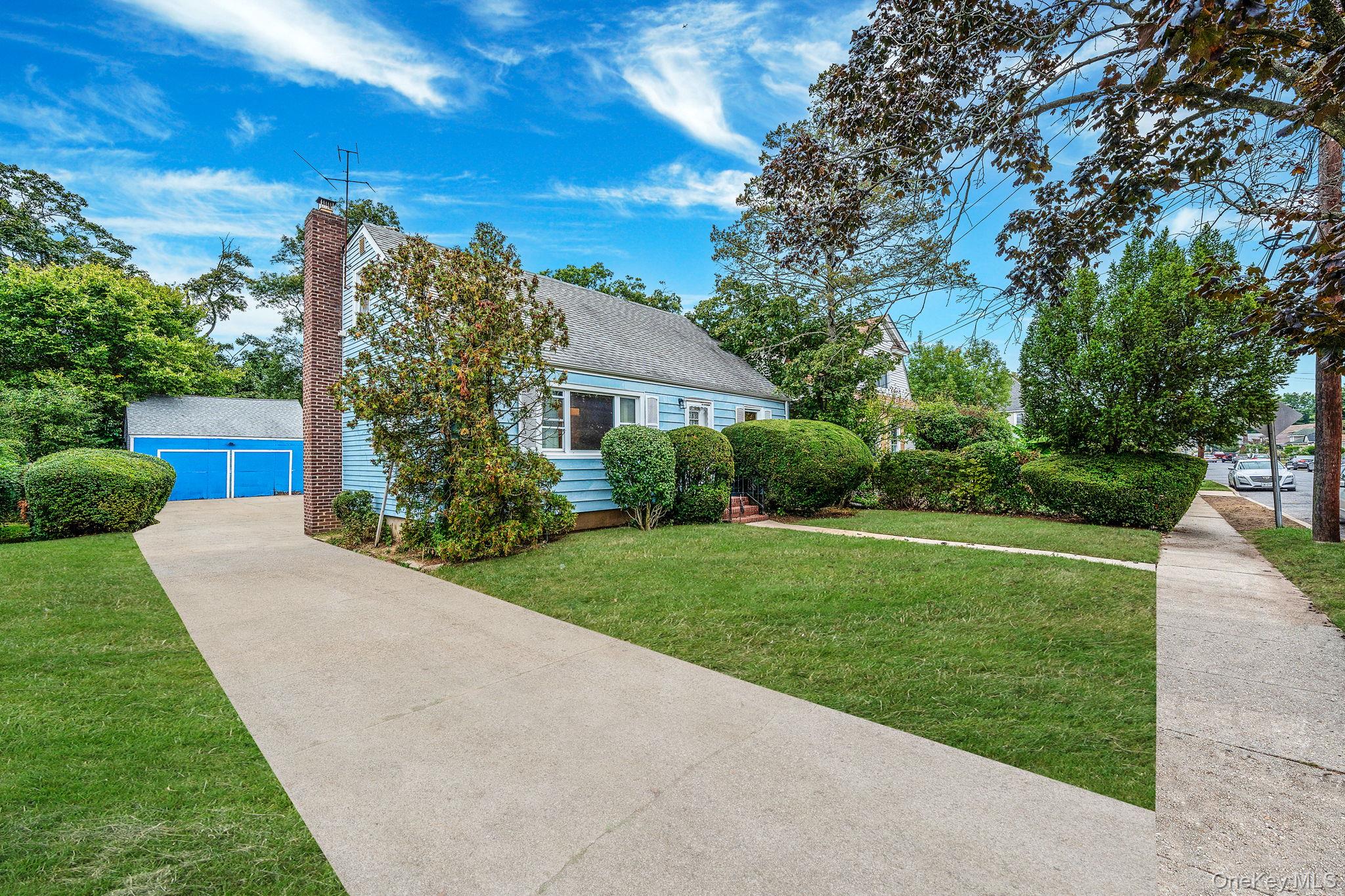 #3 photo, 89 E Clinton Avenue, 长岛 Roosevelt , NY 11575