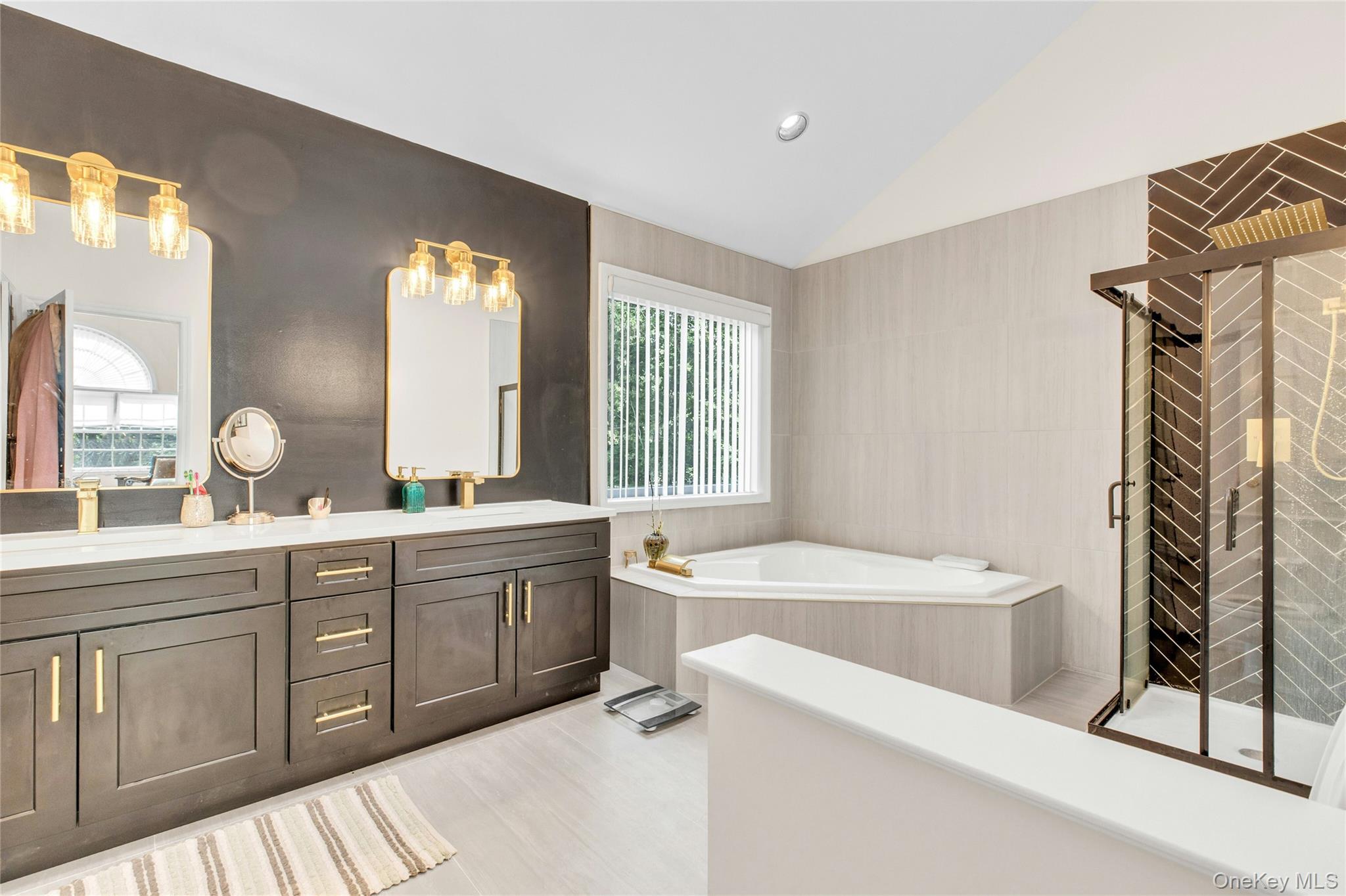 #14 photo, 7 Martha Place, Port Jefferson Station , NY 11776