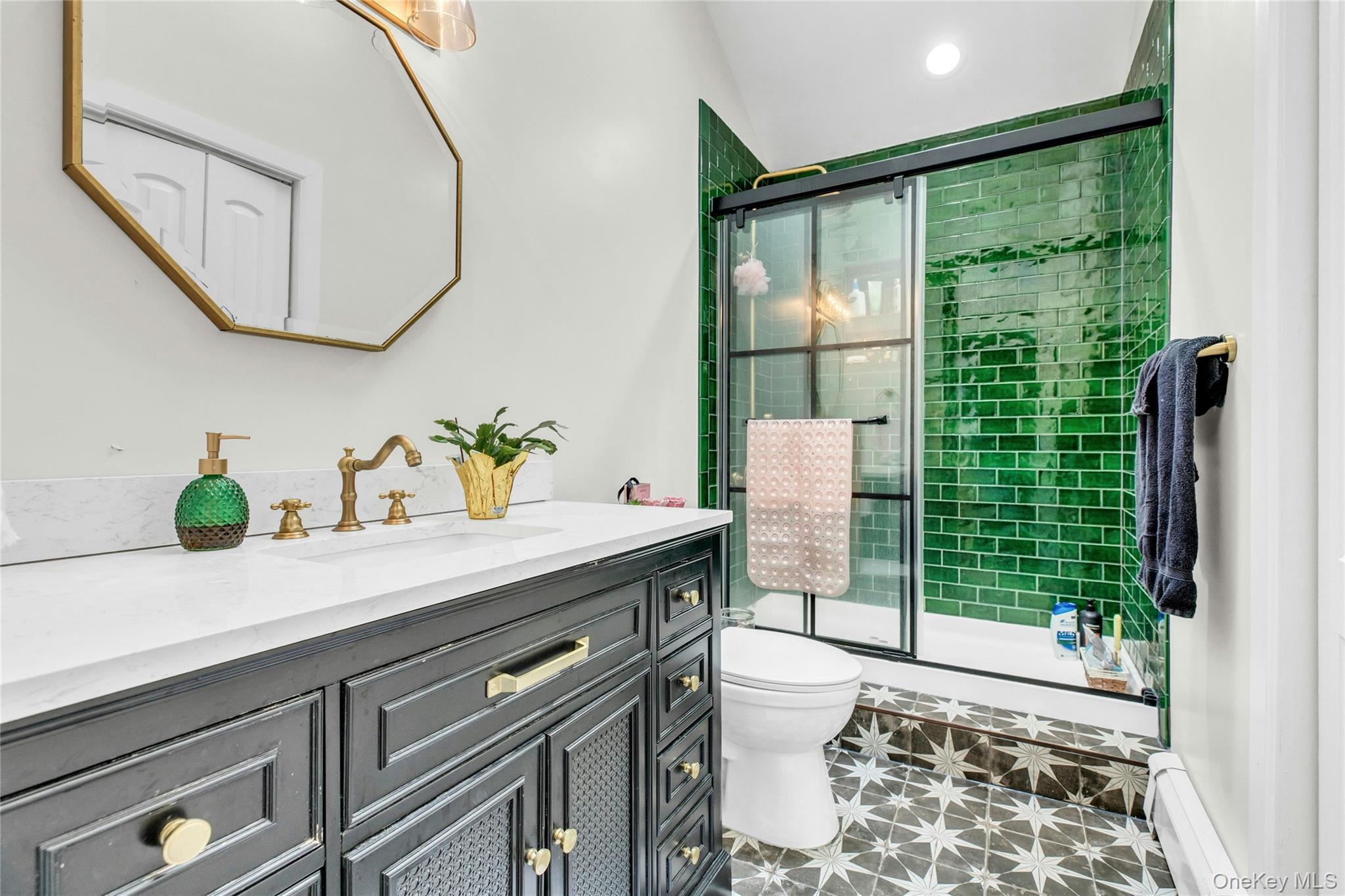 #16 photo, 7 Martha Place, Port Jefferson Station , NY 11776