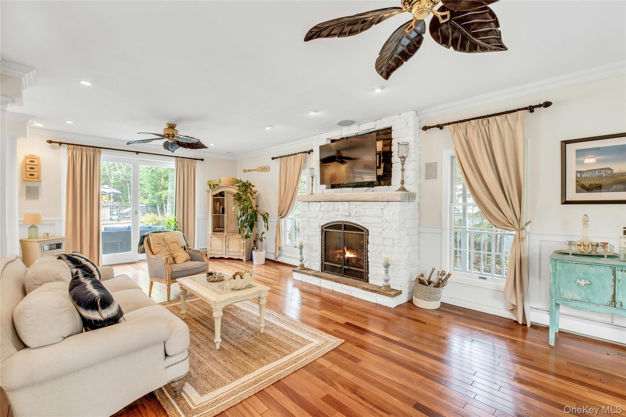 #7 photo, 7 Martha Place, Port Jefferson Station , NY 11776