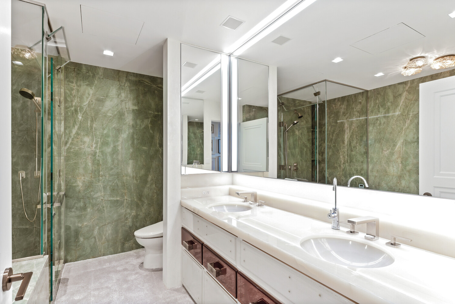 #16 photo, 170 E END Avenue, Yorkville , NY 10128