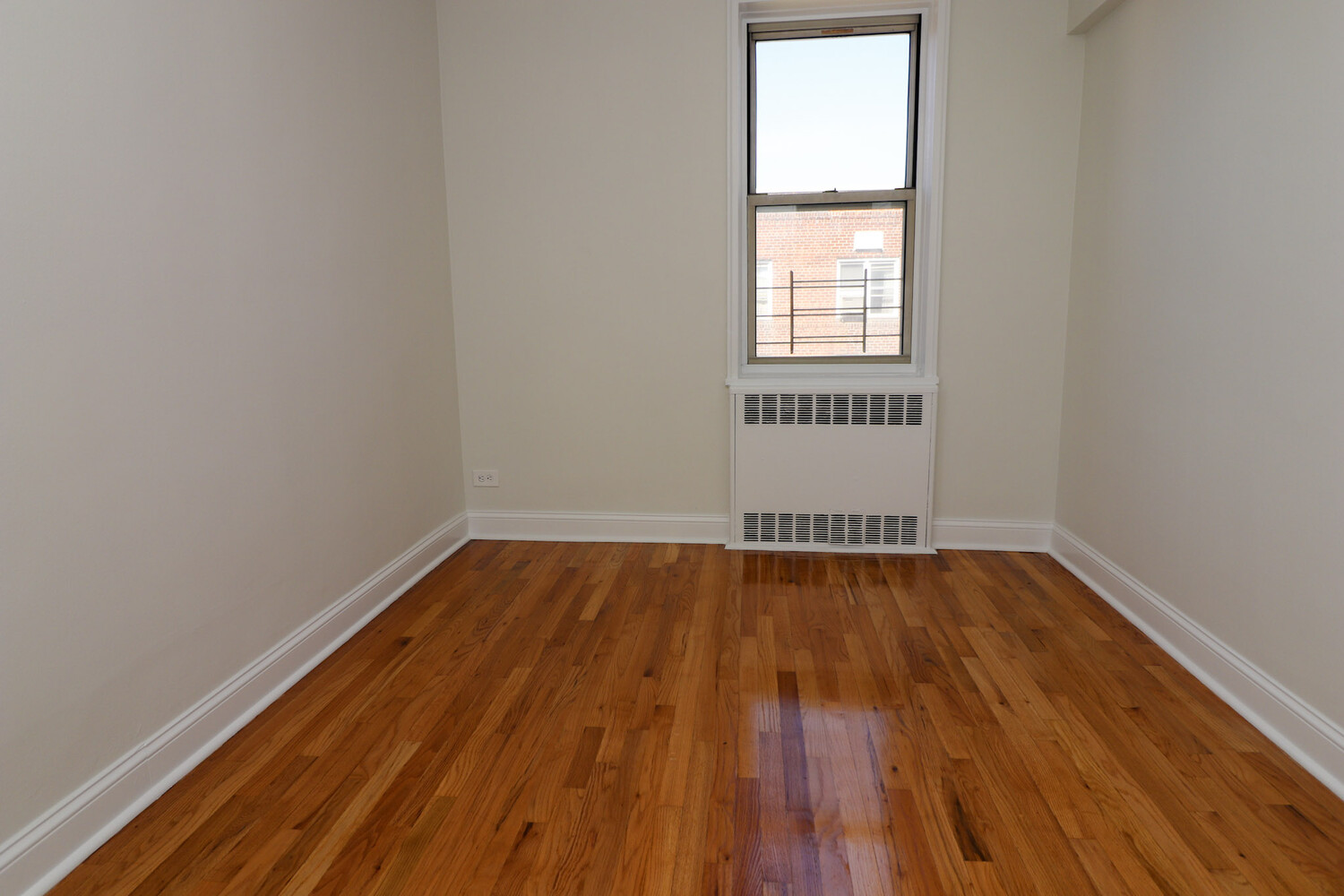 #10 photo, 5645 NETHERLAND Avenue, North Riverdale , NY 10471