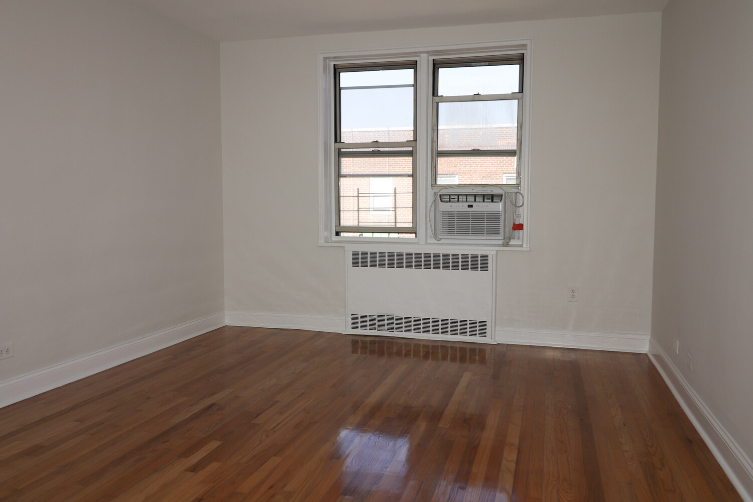 #7 photo, 5645 NETHERLAND Avenue, North Riverdale , NY 10471