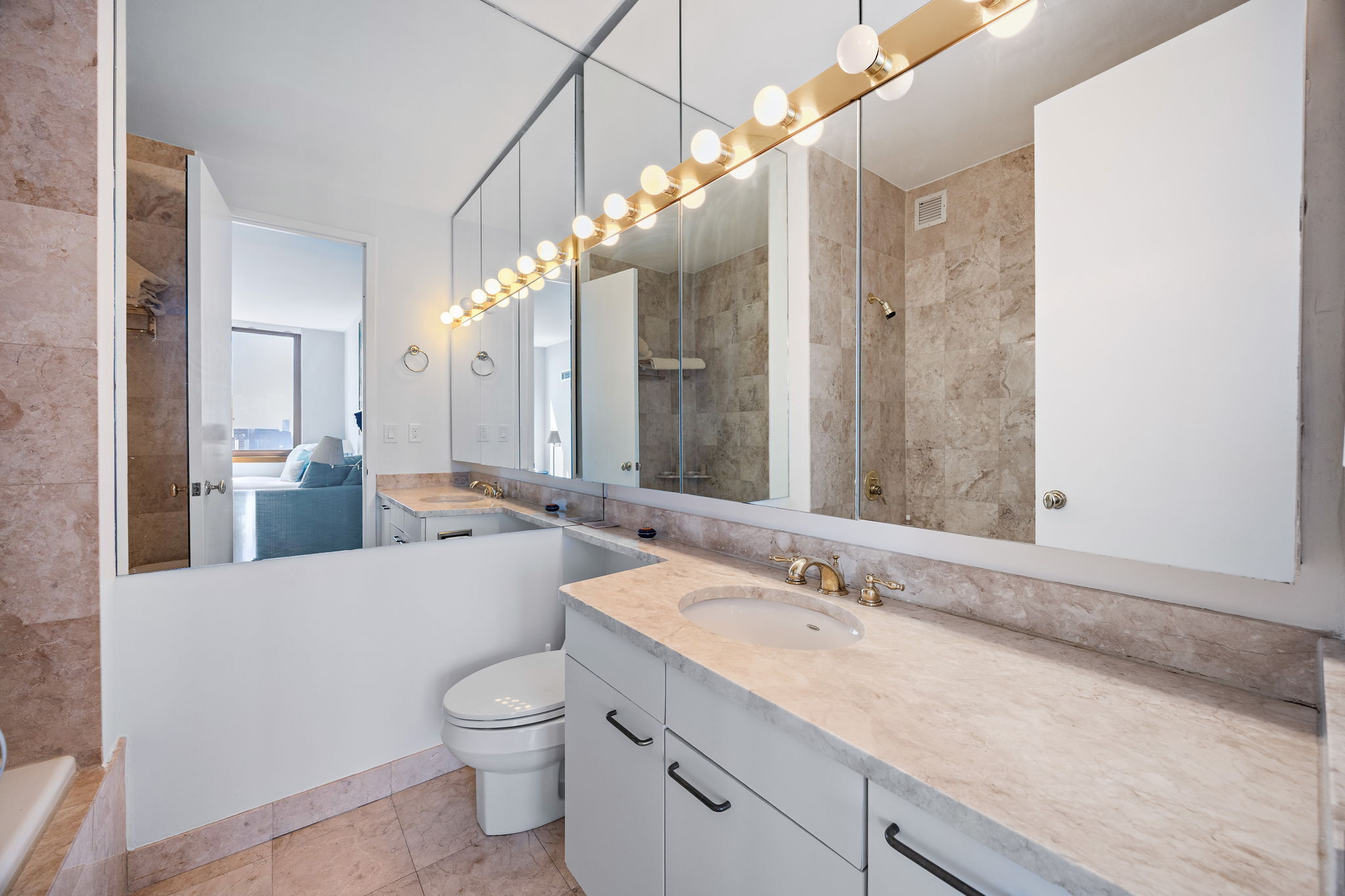 #16 photo, 524 E 72nd Street, マンハッタン Lenox Hill , NY 10021