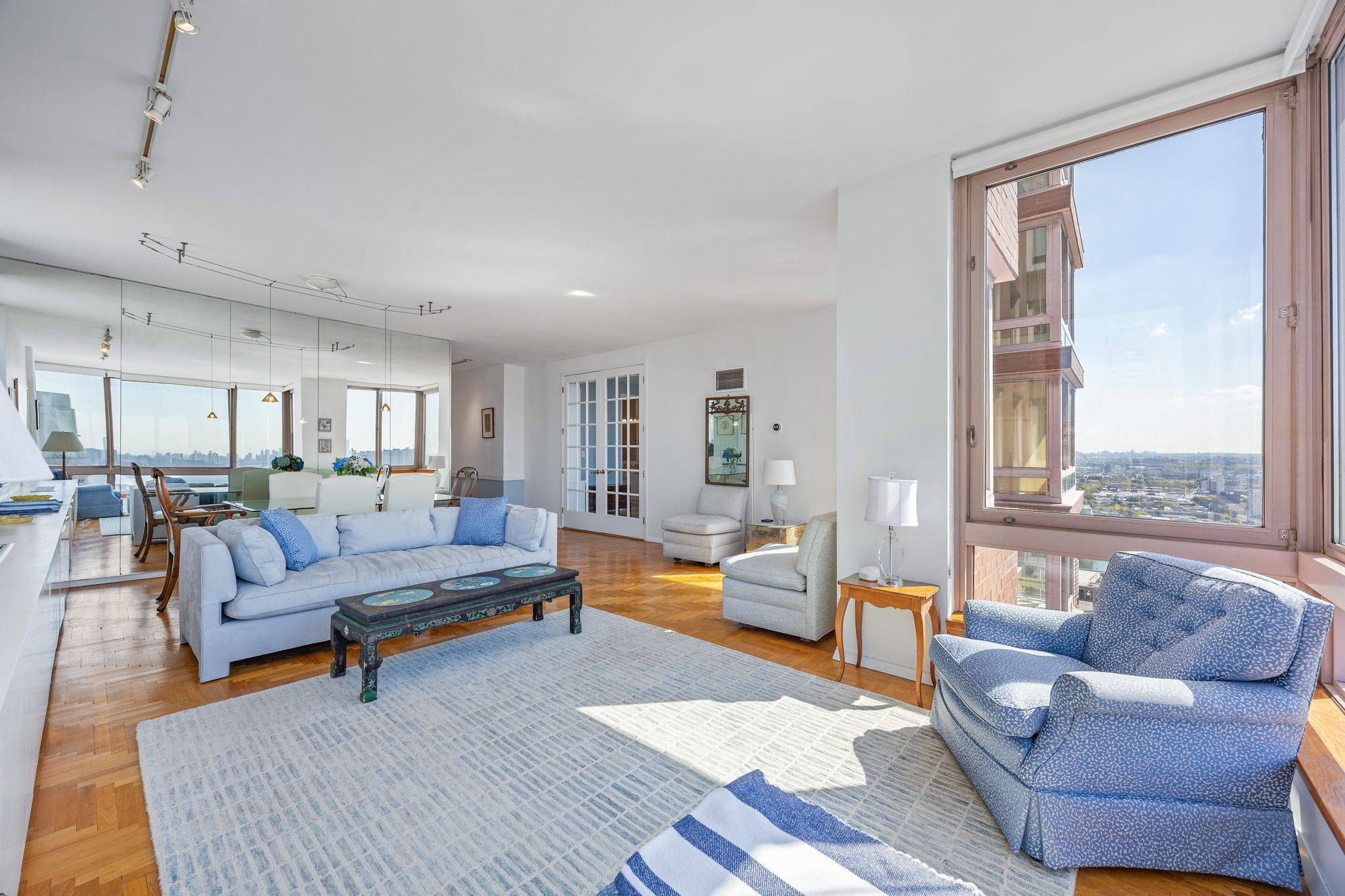 #4 photo, 524 E 72nd Street, マンハッタン Lenox Hill , NY 10021