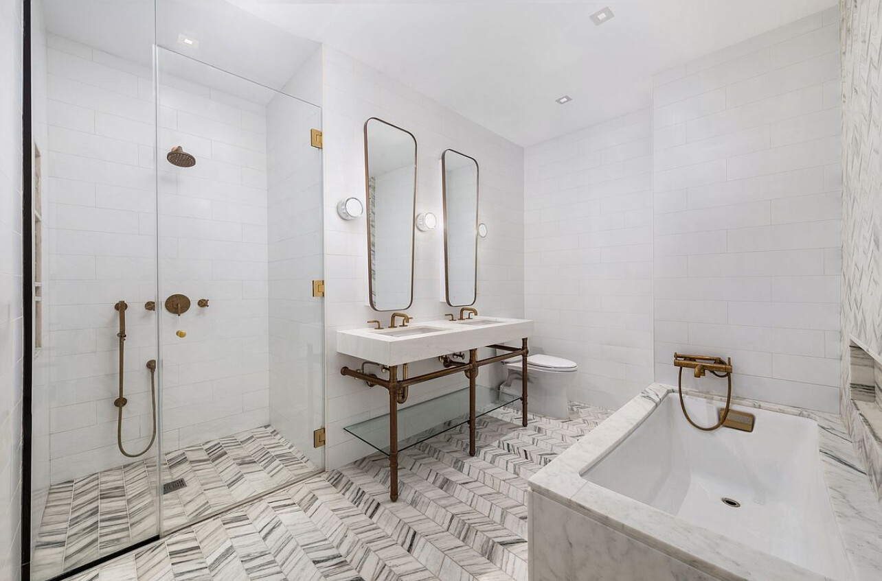 #7 photo, 50 CLINTON Street, Lower East Side , NY 10002