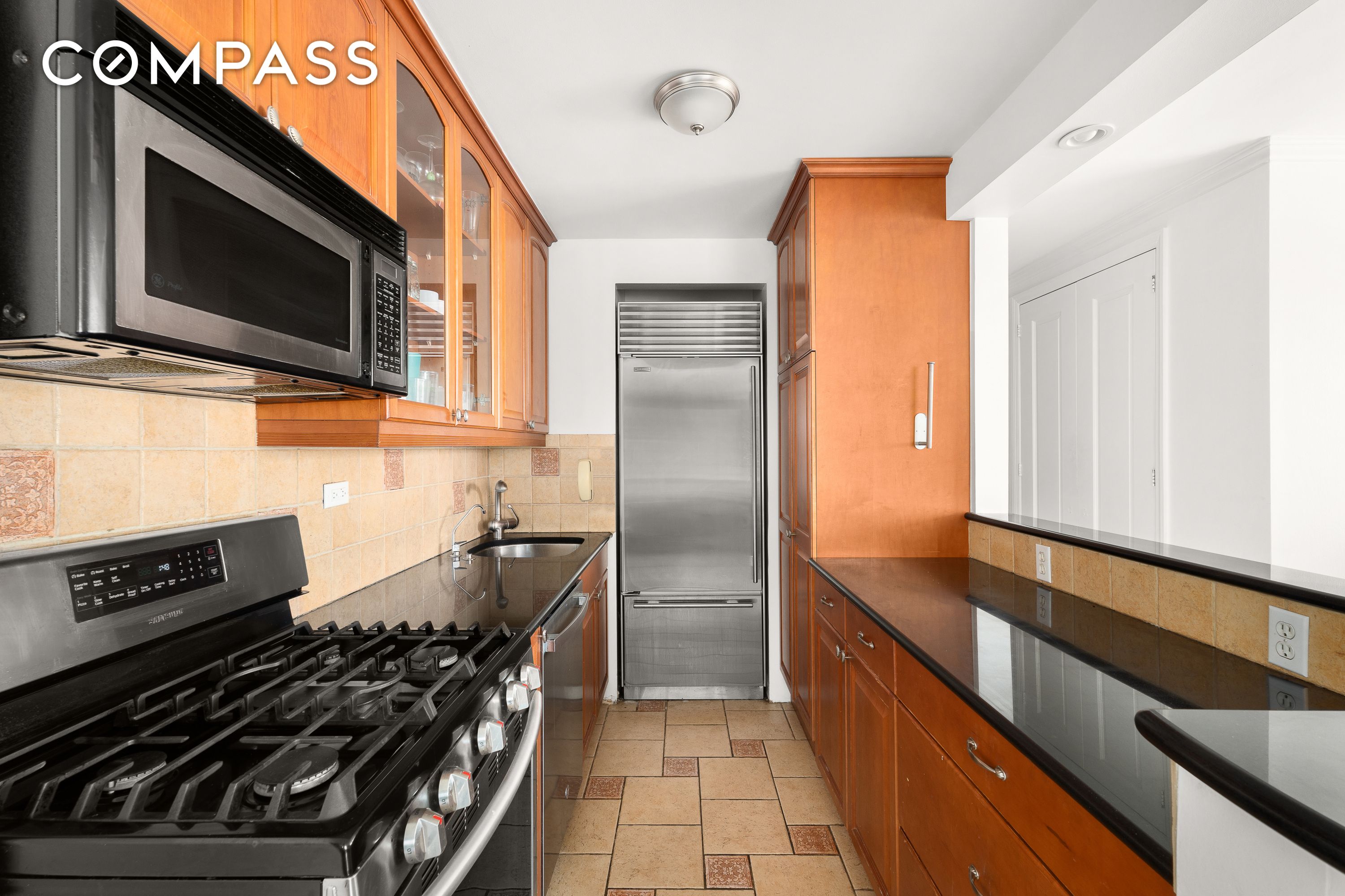 #6 photo, 1641 3rd Avenue, Upper East Side , NY 10128