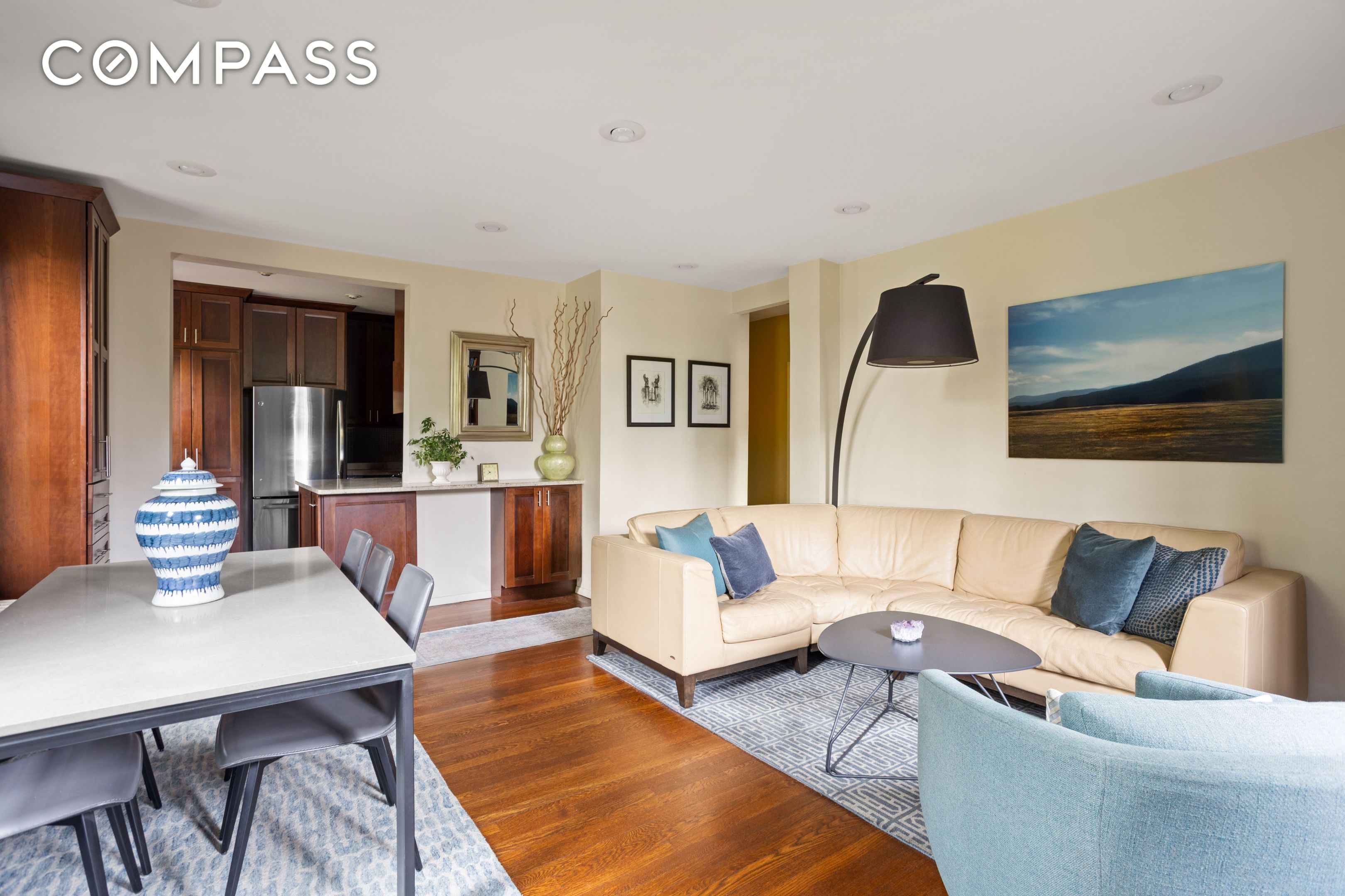 #4 photo, 33-28 81st Street, クイーンズ区 Jackson Heights , NY 11372