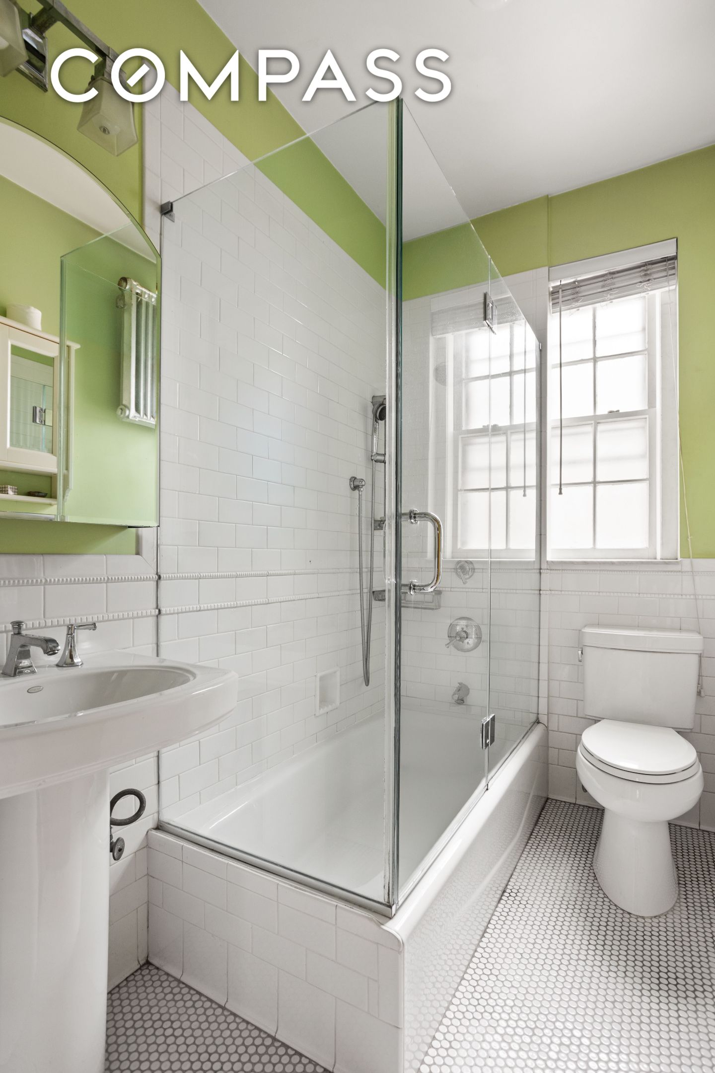 #8 photo, 33-28 81st Street, クイーンズ区 Jackson Heights , NY 11372