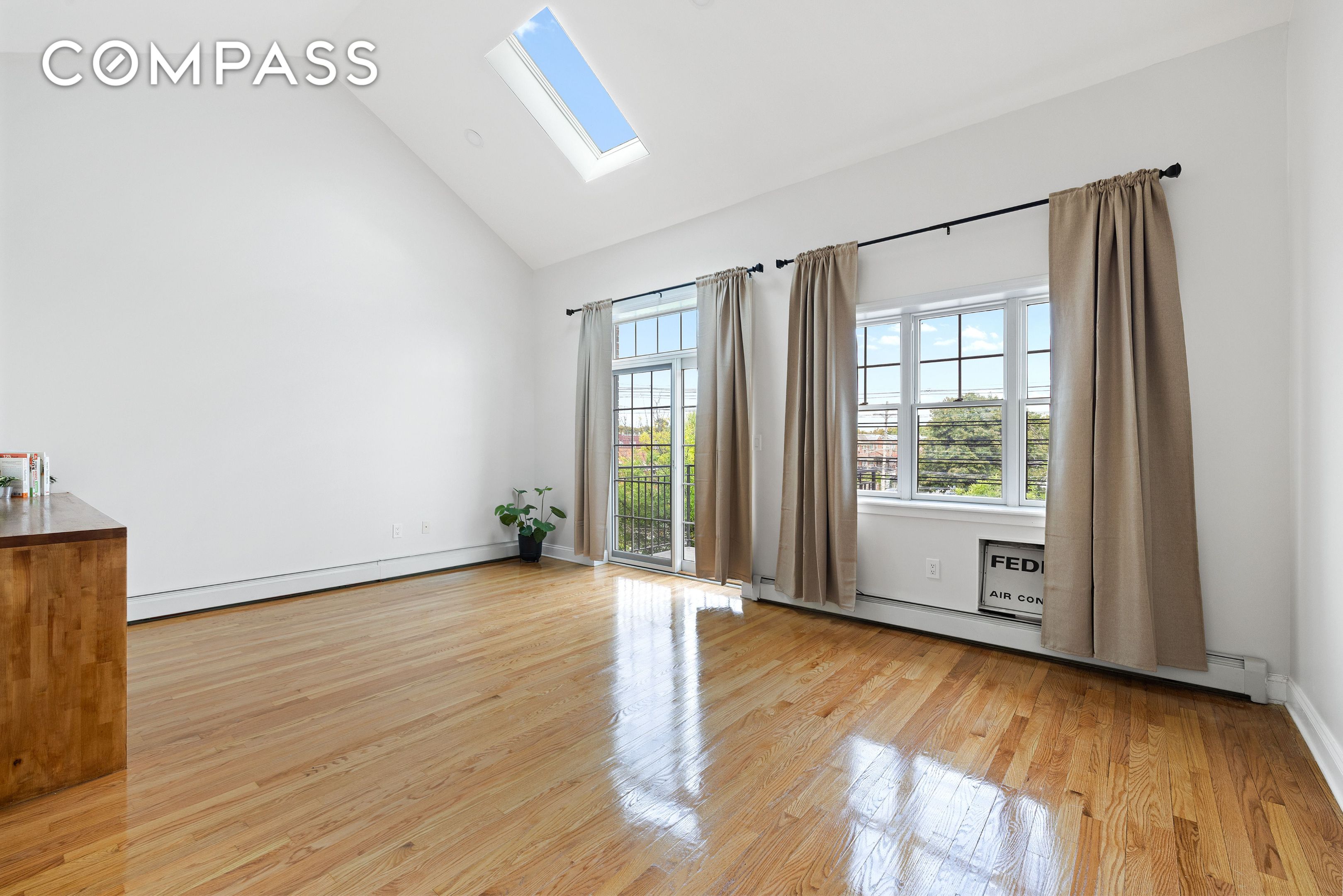 #11 photo, 8604 Glenwood Road, ブルックリン区 Canarsie , NY 11236