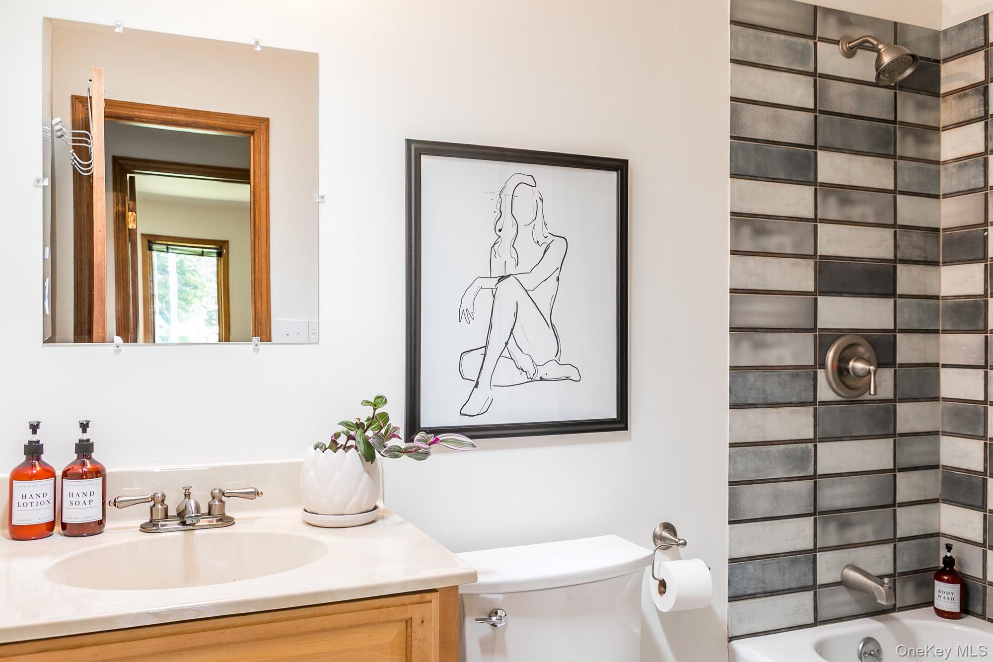 #17 photo, 2 Romney Way, Stone Ridge , NY 12419