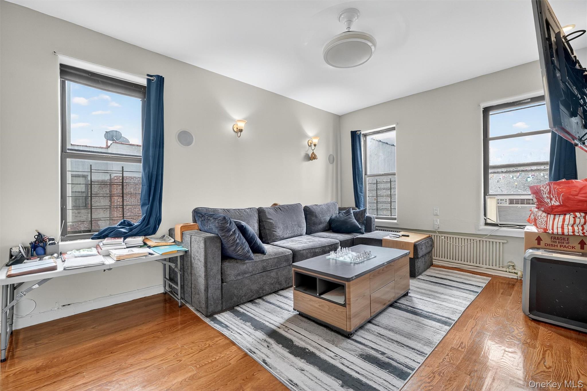 #18 photo, 941 Jerome Avenue, Bronx , NY 10452