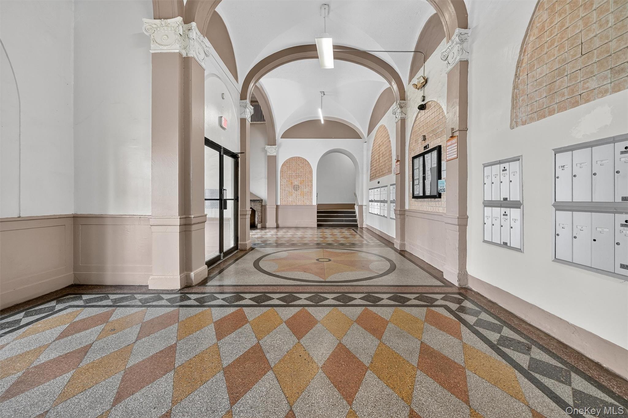 #4 photo, 941 Jerome Avenue, Bronx , NY 10452