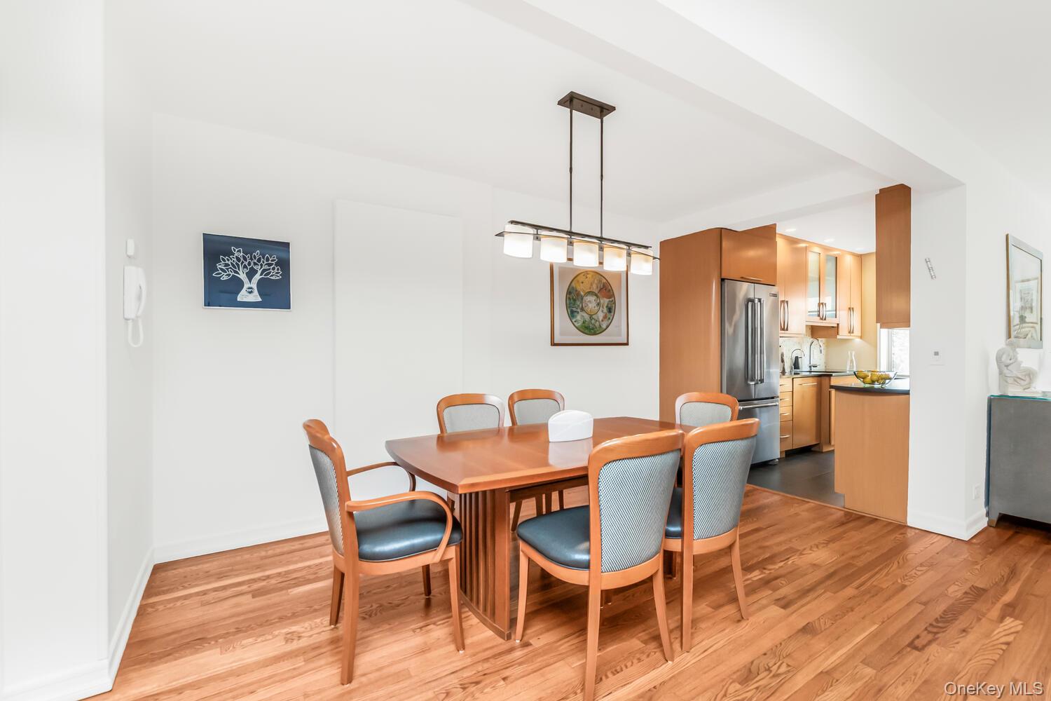 #7 photo, 3720 Independence Avenue, Bronx , NY 10463