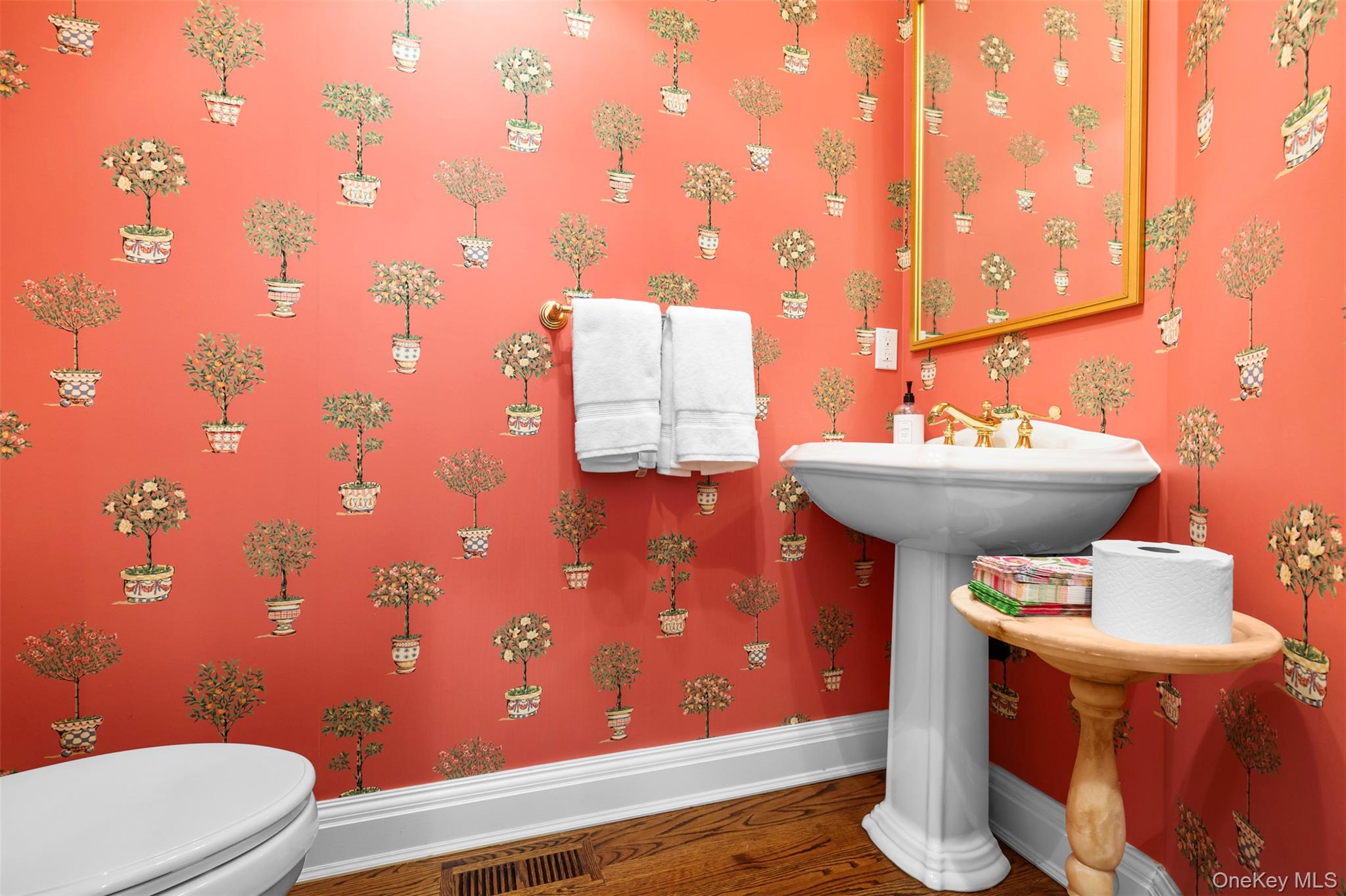 #7 photo, 10 Shadow Tree Lane, Briarcliff Manor , NY 10510