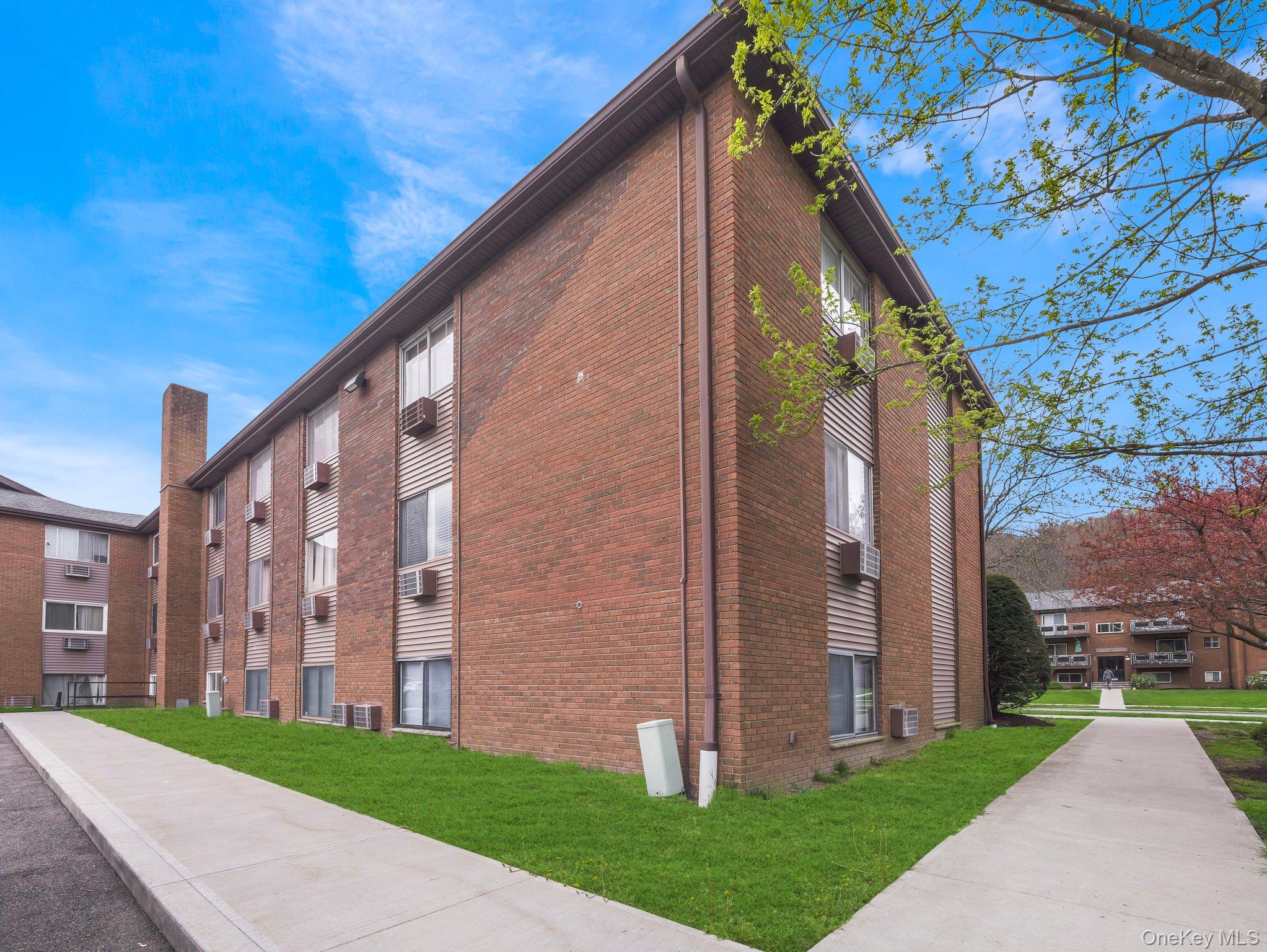 #20 photo, 27 Tanager Road, Monroe , NY 10950