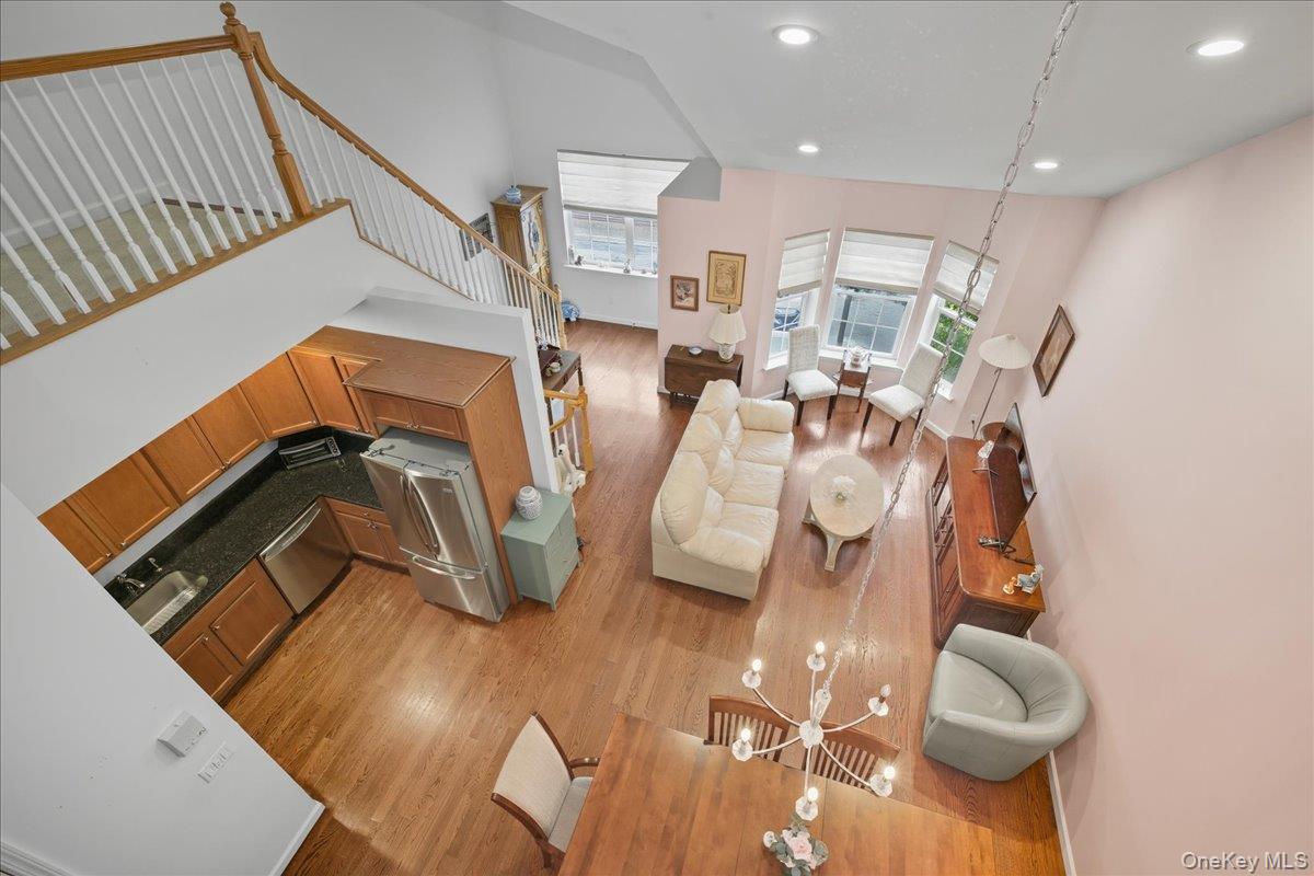 #14 photo, 133 Spring Drive, ナッソー郡 East Meadow , NY 11554