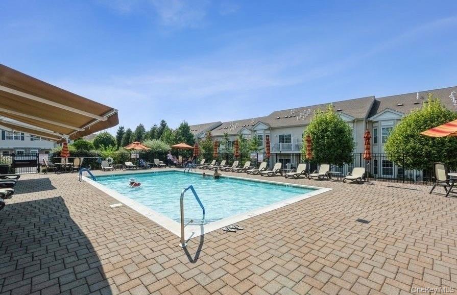 #10 photo, 383 Summer Court, ナッソー郡 East Meadow , NY 11554