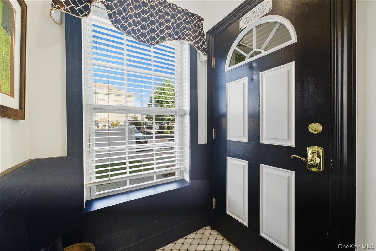 #14 photo, 383 Summer Court, ナッソー郡 East Meadow , NY 11554