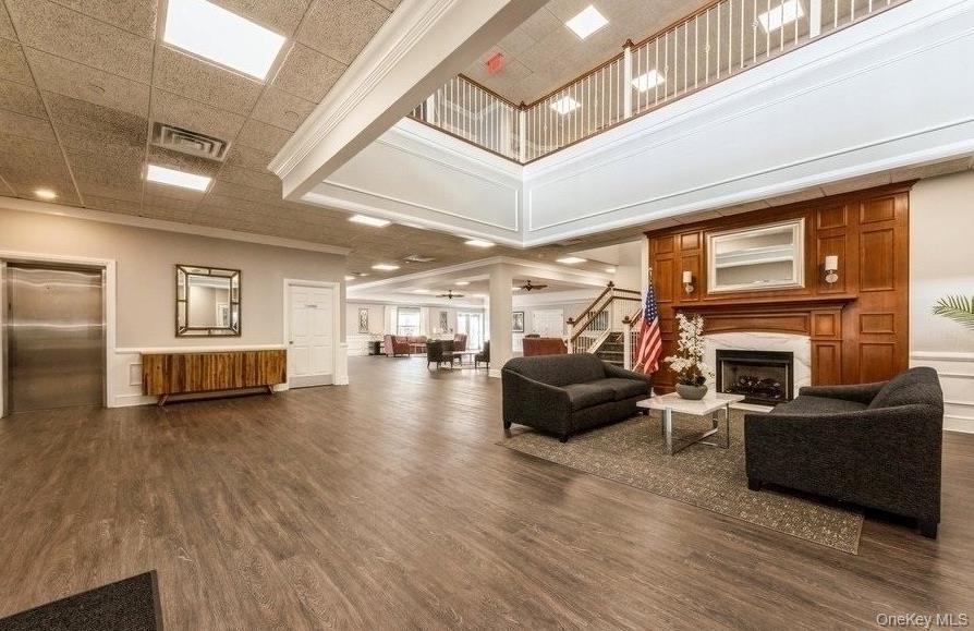 #5 photo, 383 Summer Court, ナッソー郡 East Meadow , NY 11554