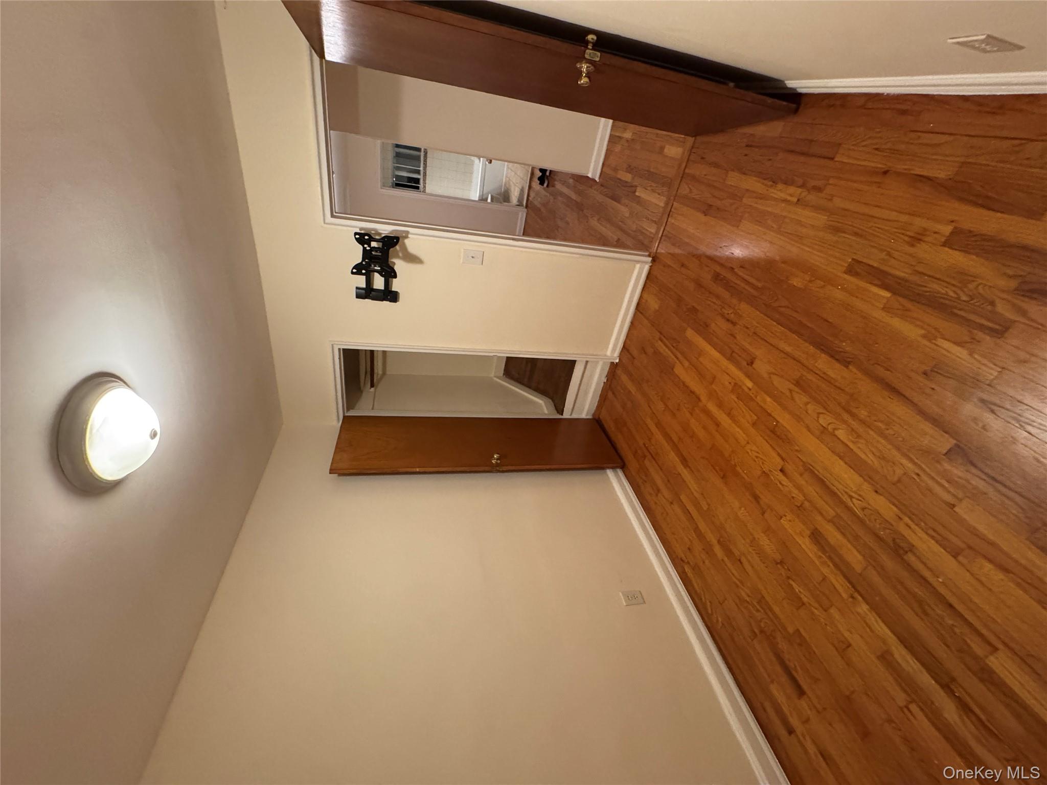 #7 photo, 3807 Laconia Avenue, Bronx , NY 10469