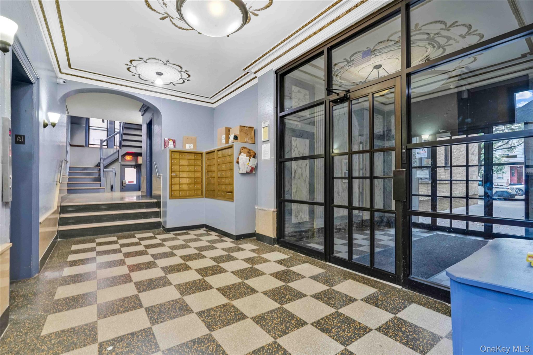 #2 photo, 86-03 102, Richmond Hill , NY 11418