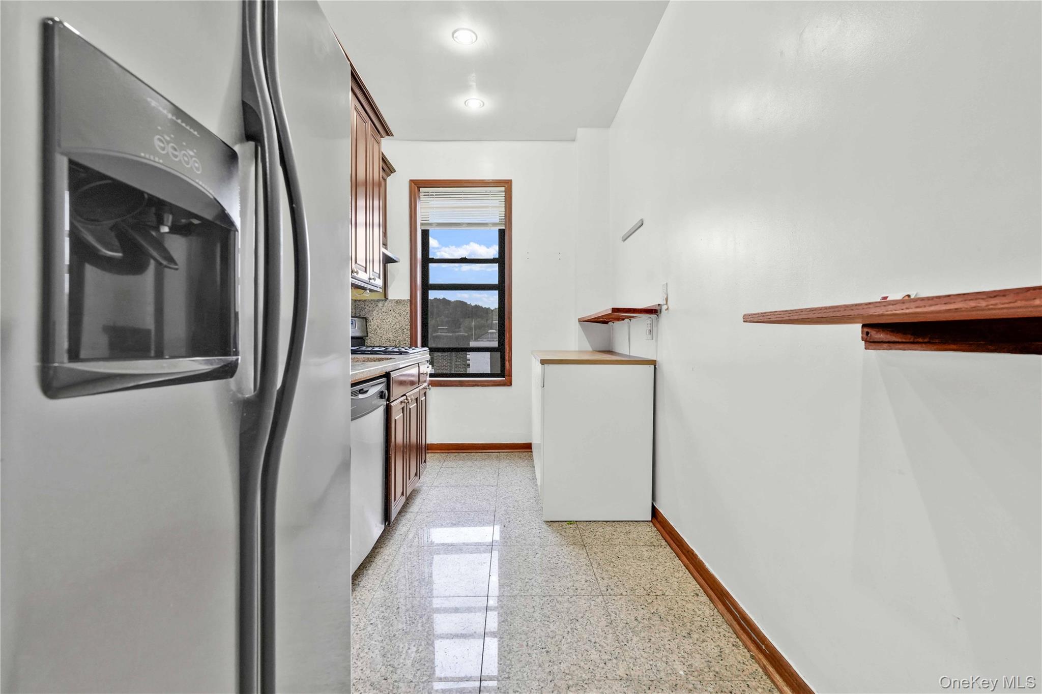 #4 photo, 86-03 102, Richmond Hill , NY 11418