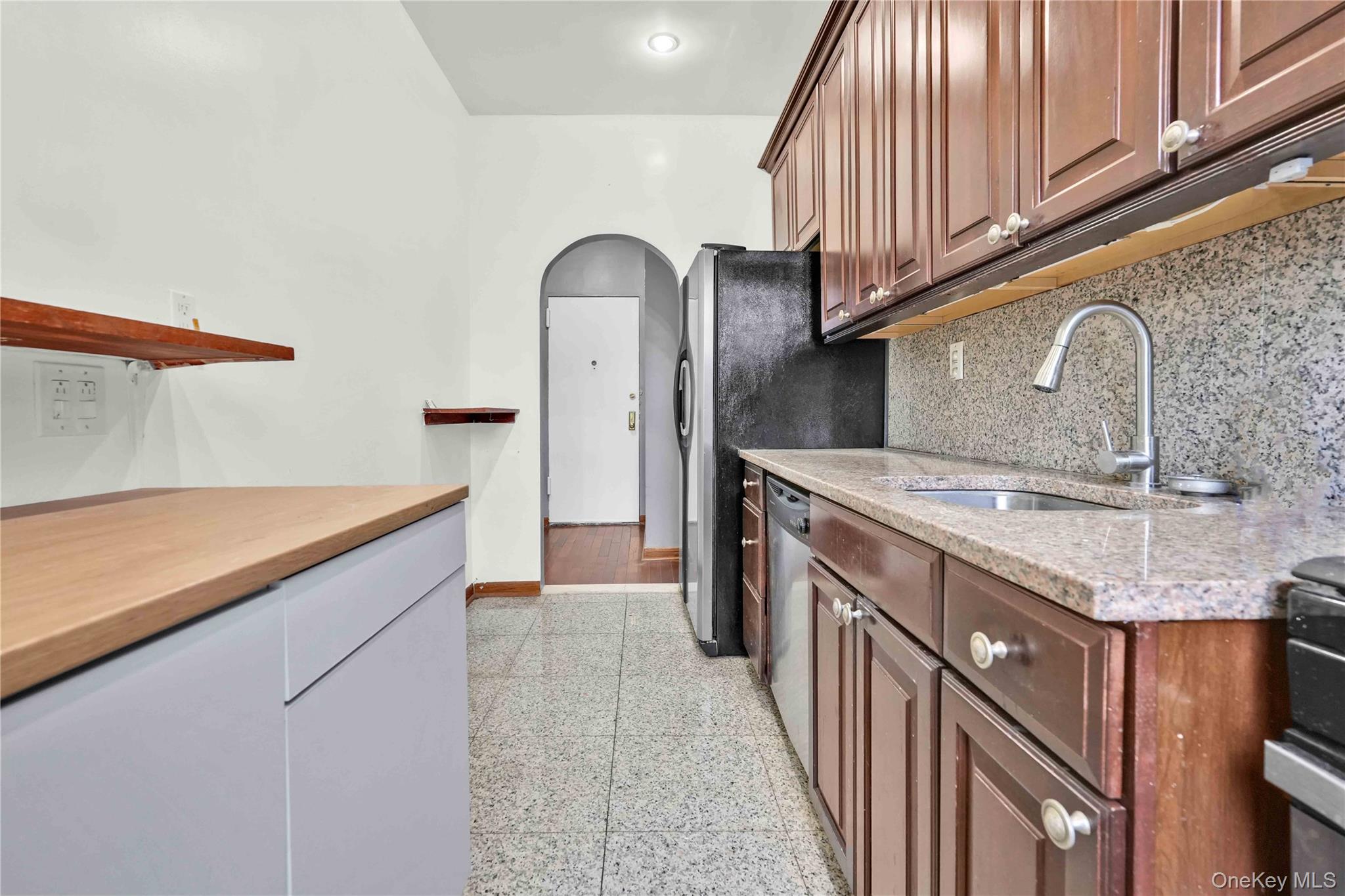 #6 photo, 86-03 102, Richmond Hill , NY 11418