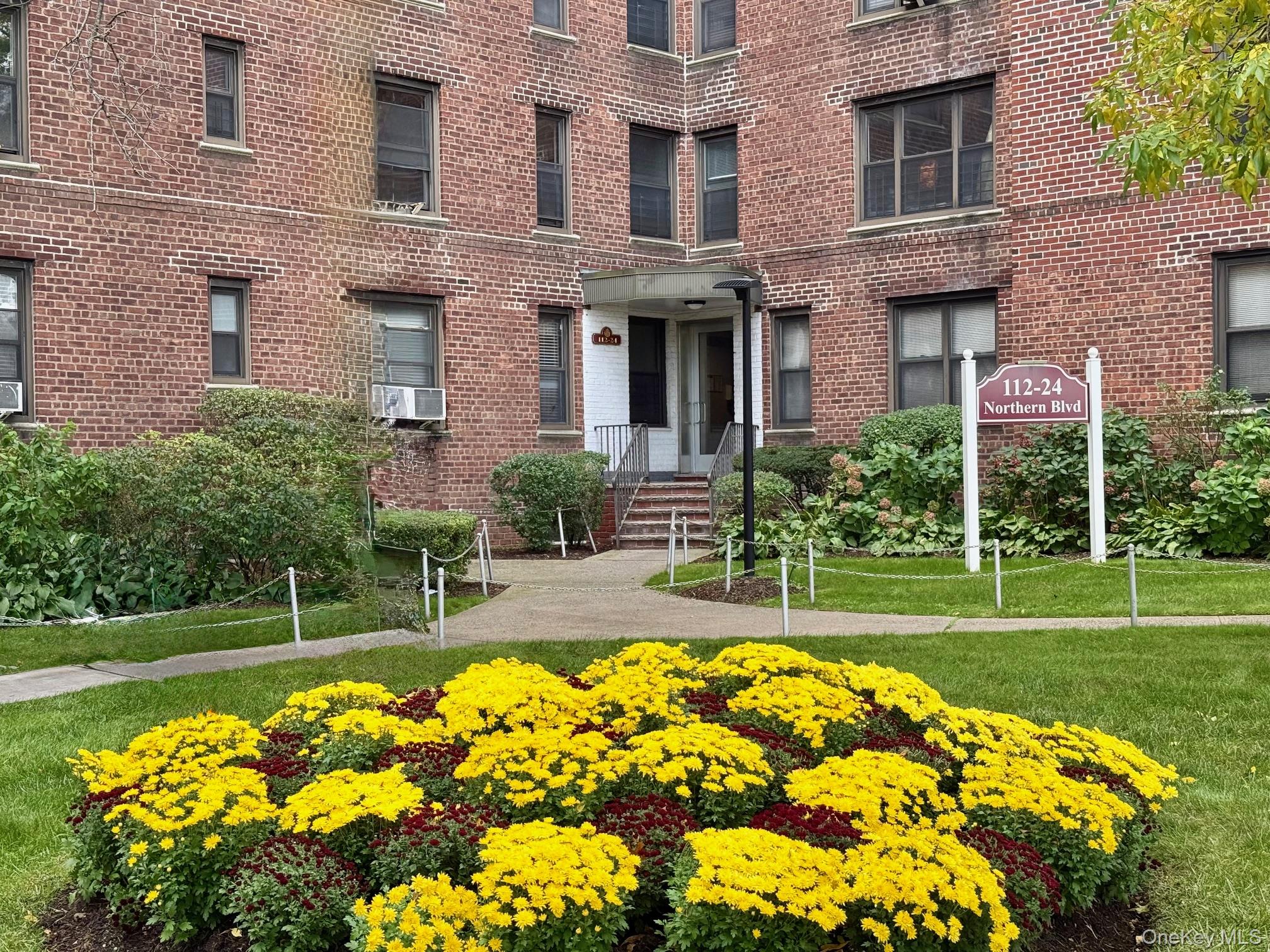 #1 photo, 112-24 Northern Boulevard, クイーンズ区 Corona , NY 11368