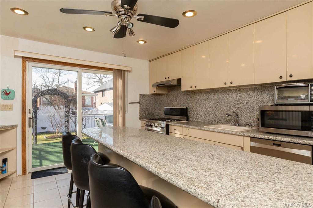 #7 photo, 2-44 149th Street, Whitestone , NY 11357